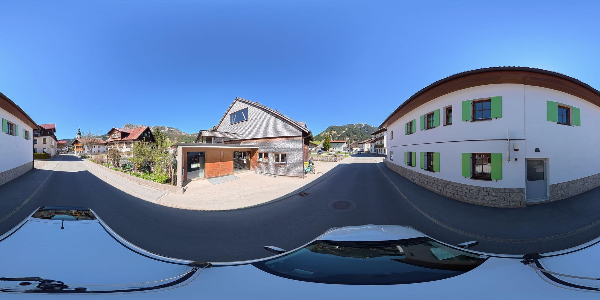 Street view near Rief's Gaeste und Appartementhaus, Tannheim — © osmplus_org (CC BY-SA · Mapillary)