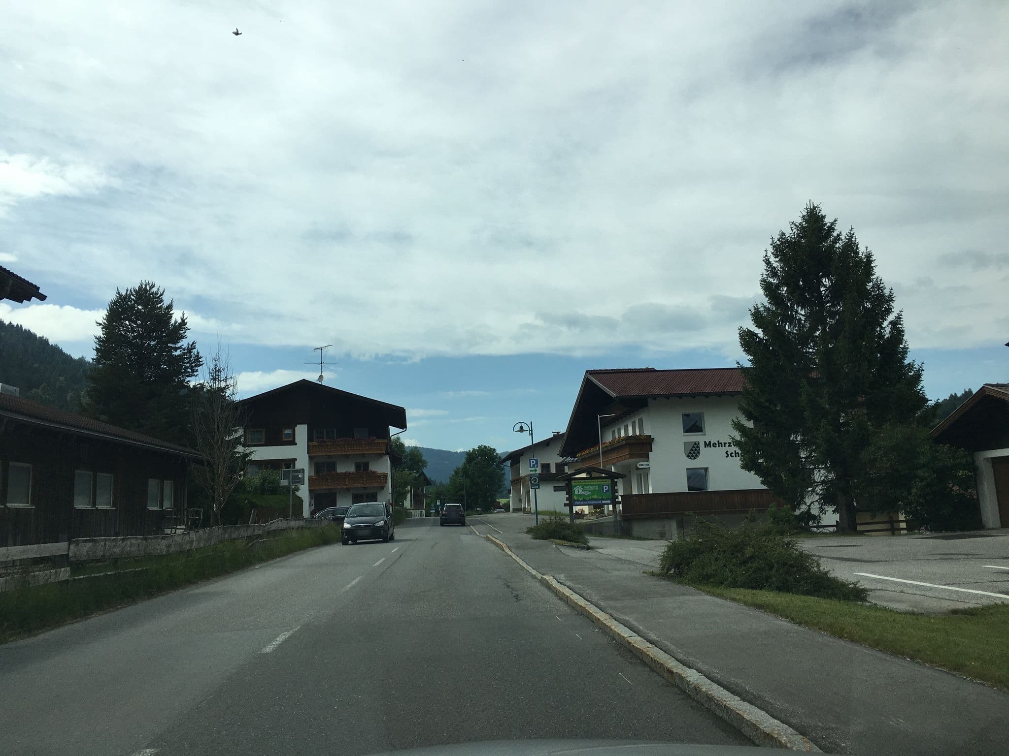 Street view near Schattwalder Hof, Tannheim — © chuck (CC BY-SA · Mapillary)