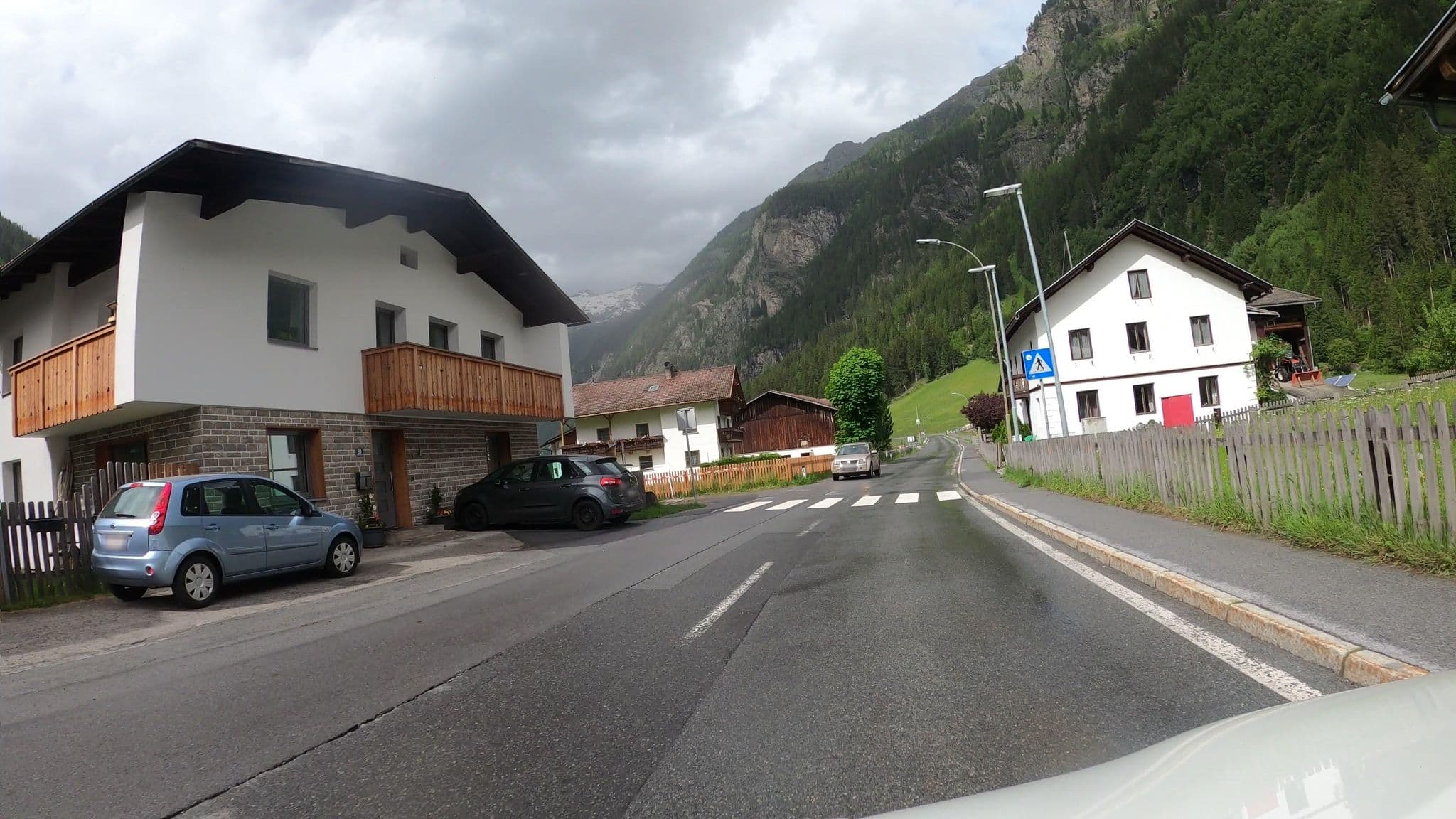 Street view near Bauernhof Larcher, Ried im Oberinntal — © osmplus_org (CC BY-SA · Mapillary)