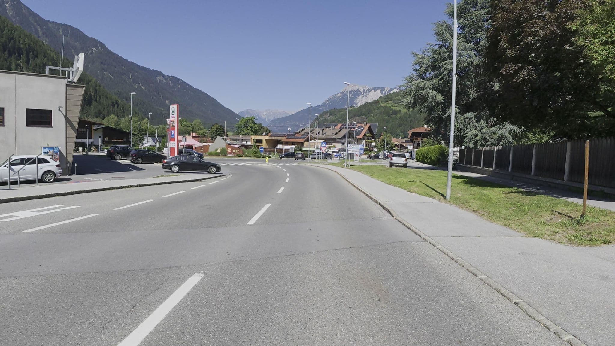 Street view near Appartement 4-Jahreszeiten, Oetz — © Guzzi_Franze (CC BY-SA · Mapillary)