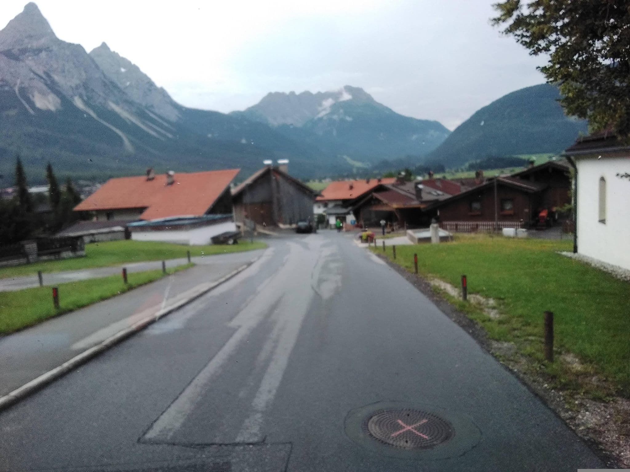 Street view near Haus Spielmann, Ehrwald — © mprins (CC BY-SA · Mapillary)