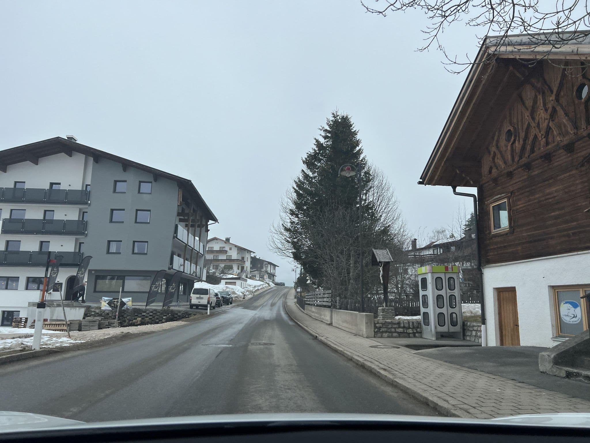 Street view near Pension Bergheim Fam. Stummvoll, Höfen — © ottor (CC BY-SA · Mapillary)
