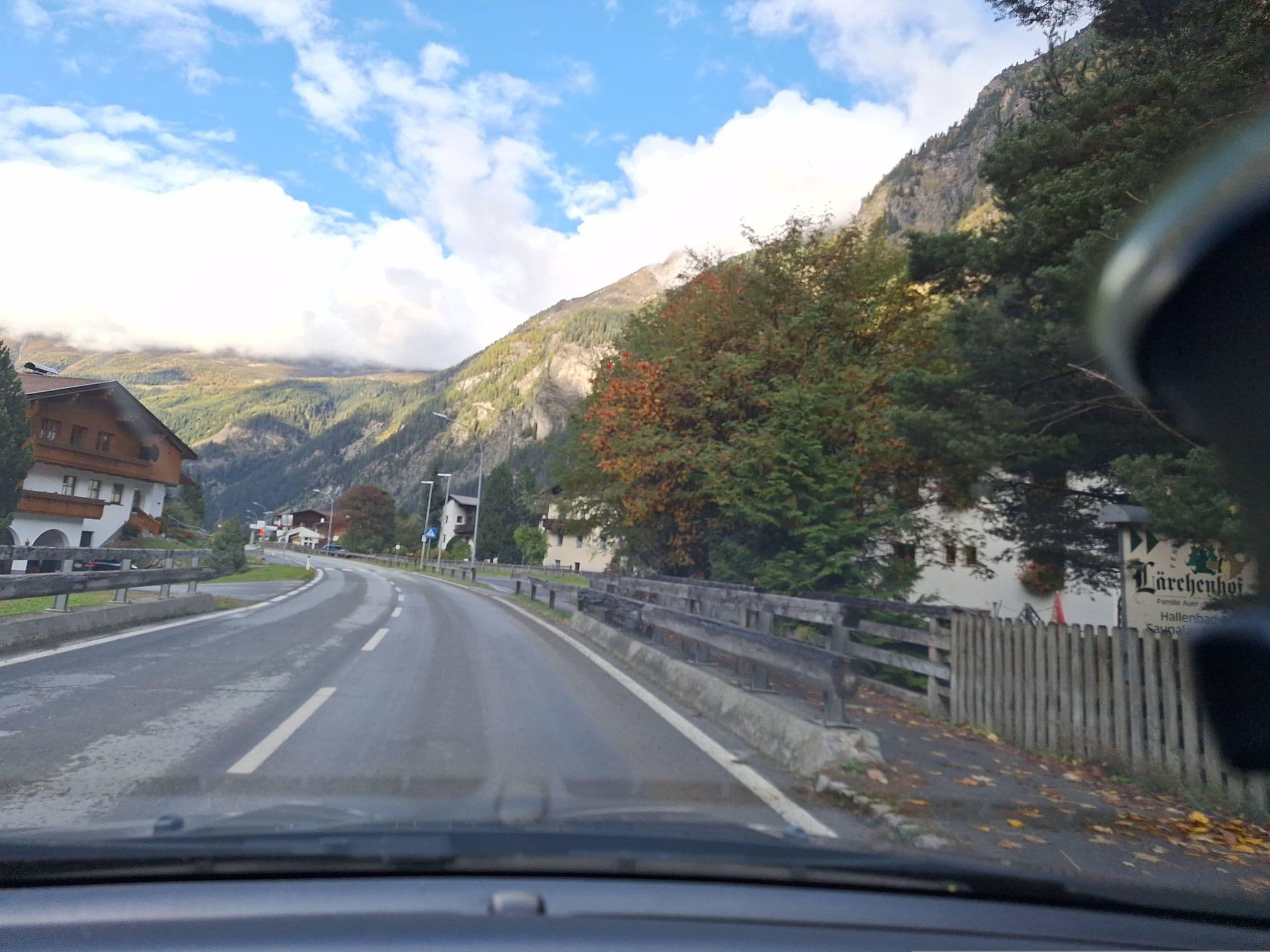 Street view near Haflingerhof Schmid, Ried im Oberinntal — © Langfahrer (CC BY-SA · Mapillary)