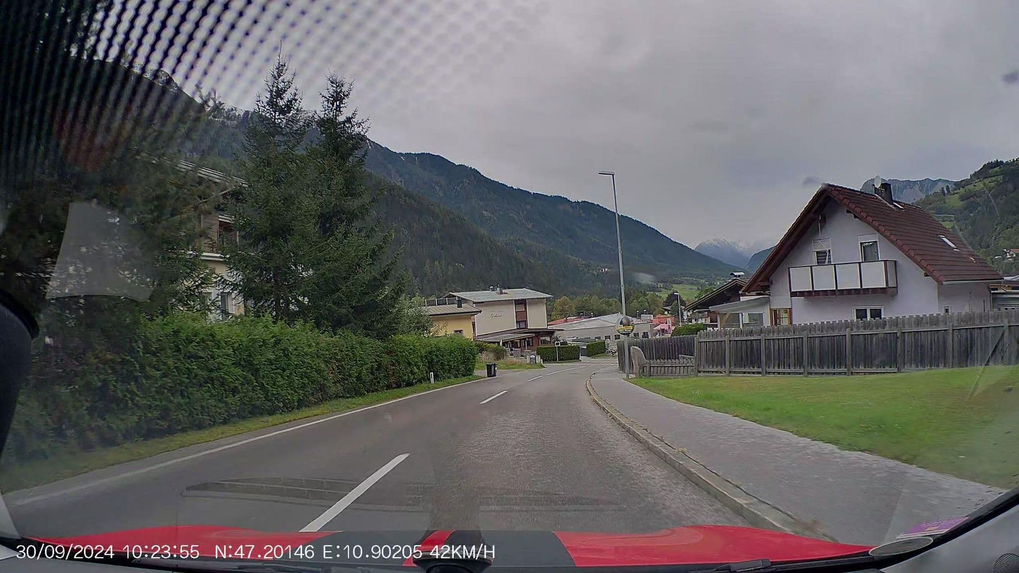 Street view near Gästehaus Alpengruß, Oetz — © AR88 (CC BY-SA · Mapillary)