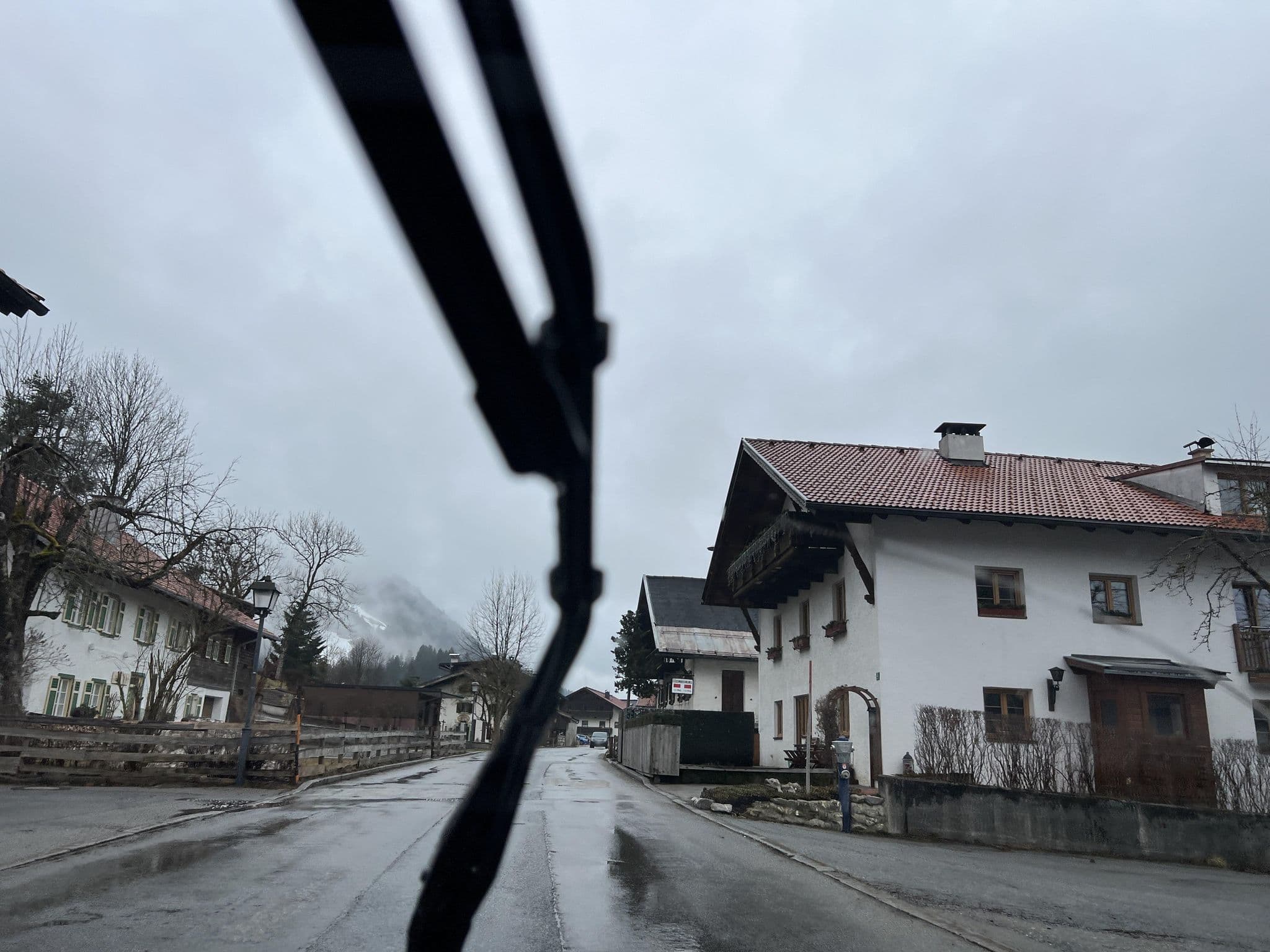 Street view near Familie Leitner Ferienwohnungen, Lermoos — © ottor (CC BY-SA · Mapillary)