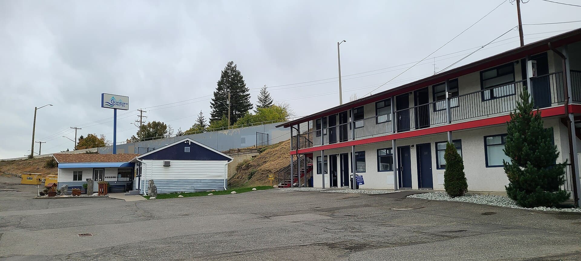 Grandview Motel (via Wikimedia Commons, CC BY-SA 3.0)