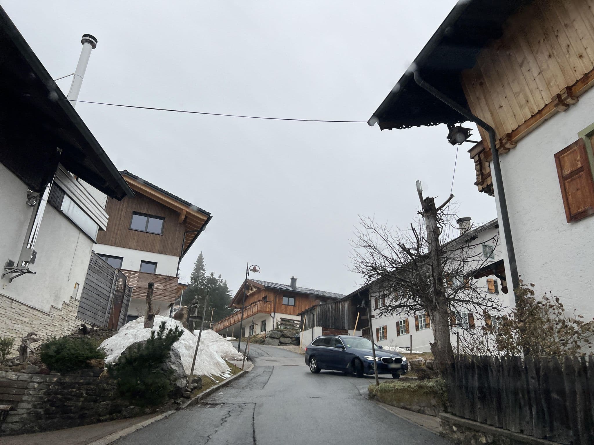 Street view near Ferienappartement Margit Schratz - Partner, Höfen — © ottor (CC BY-SA · Mapillary)