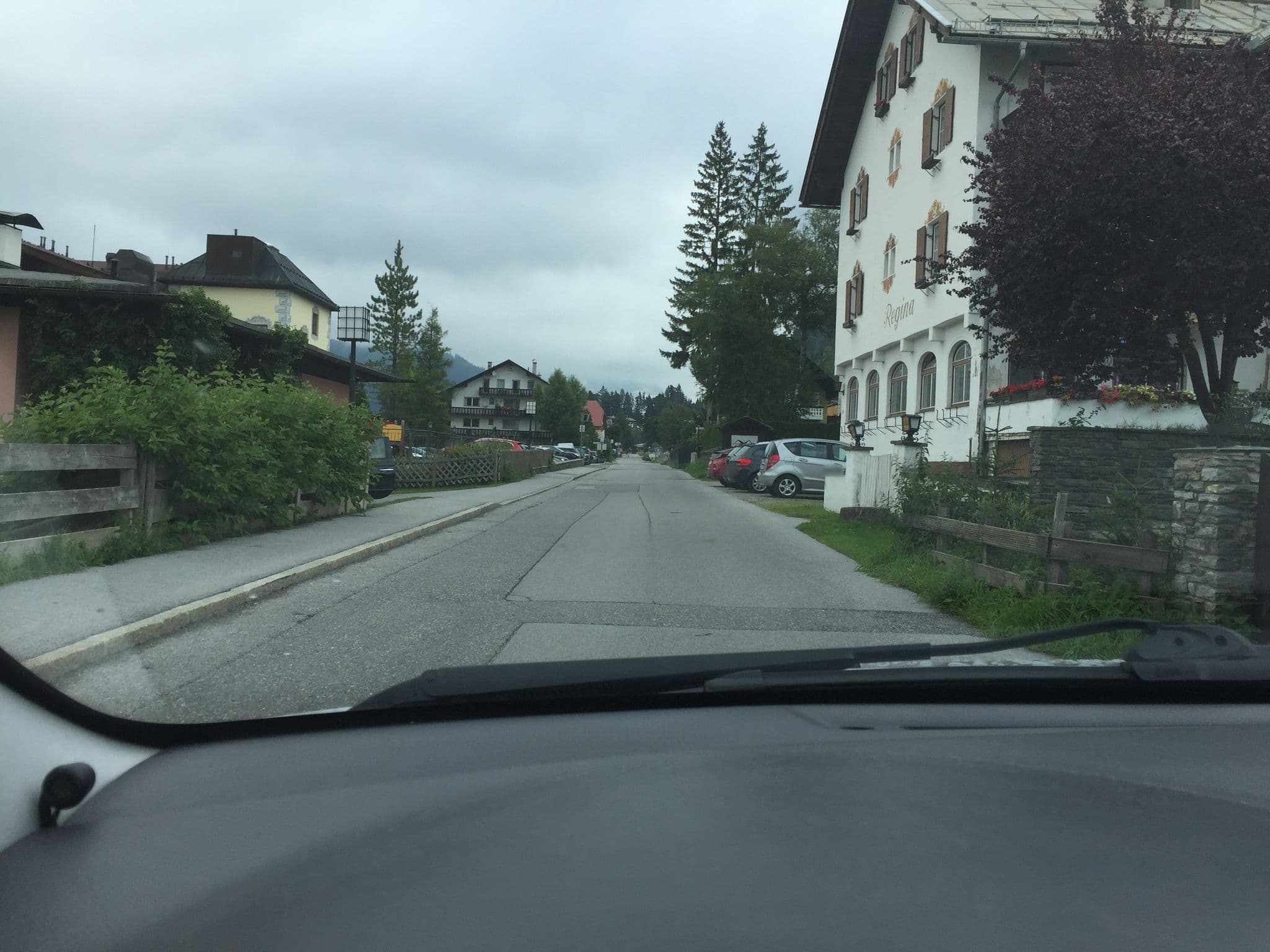 Street view near Gotthard - Fine Living, Seefeld in Tirol — © ferenczia (CC BY-SA · Mapillary)