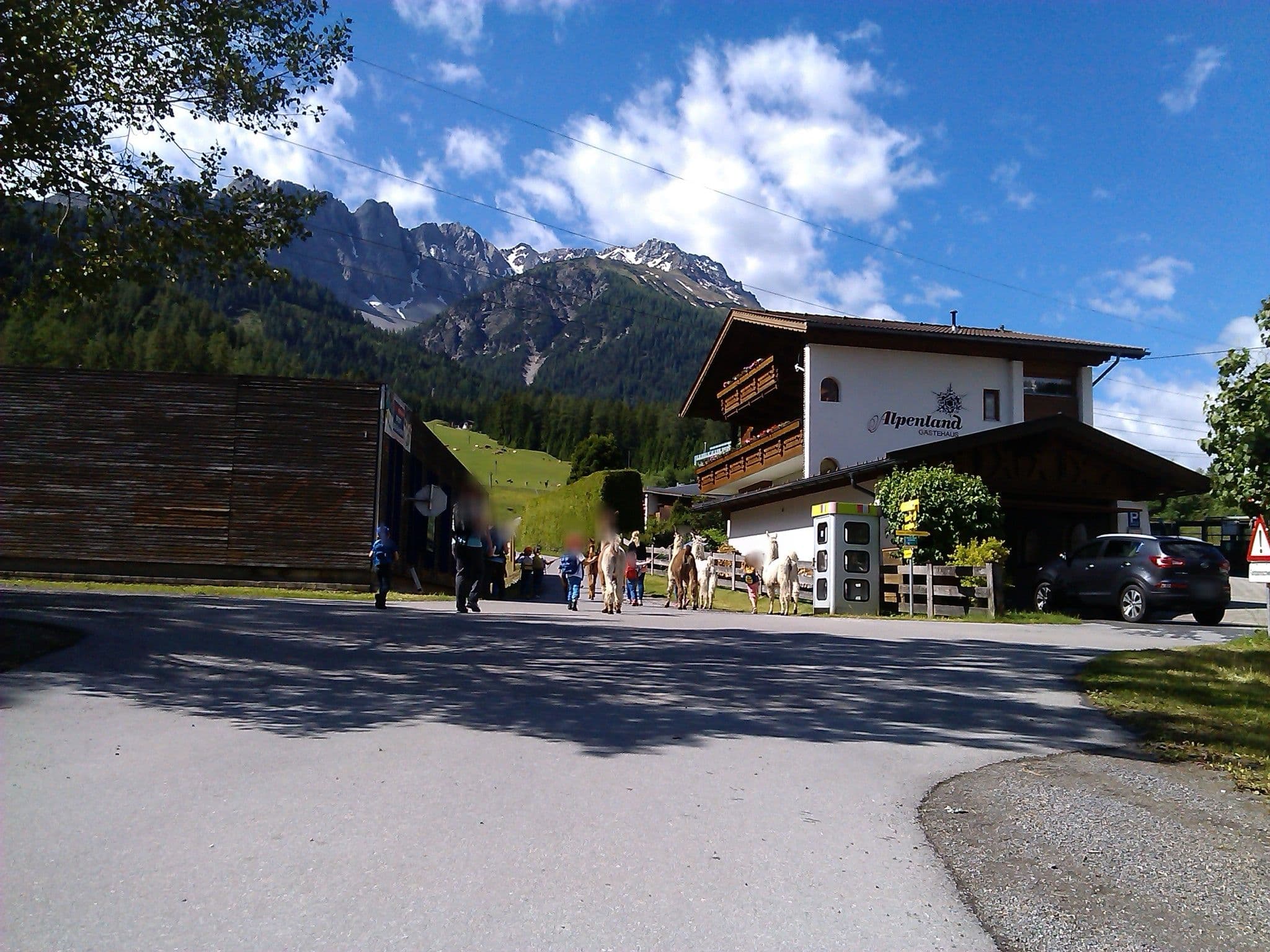 Street view near Gästehaus Alpenland - Kerber Kurt und Gertraud, Lermoos — © changchun1 (CC BY-SA · Mapillary)