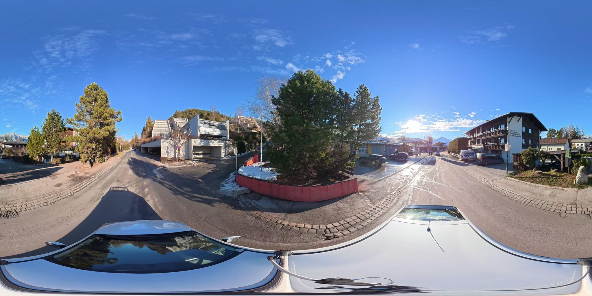 Street view near Solstein Hotel & Apartments, Seefeld in Tirol — © osmplus_org (CC BY-SA · Mapillary)