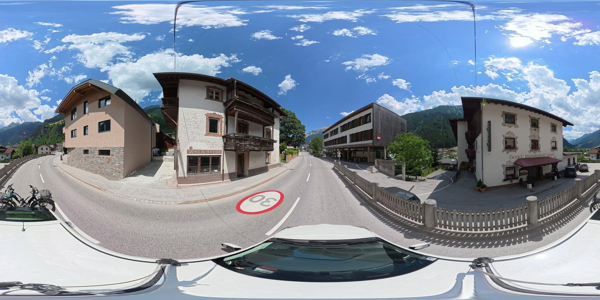Street view near Hotel Rogen, Neustift im Stubaital — © osmplus_org (CC BY-SA · Mapillary)