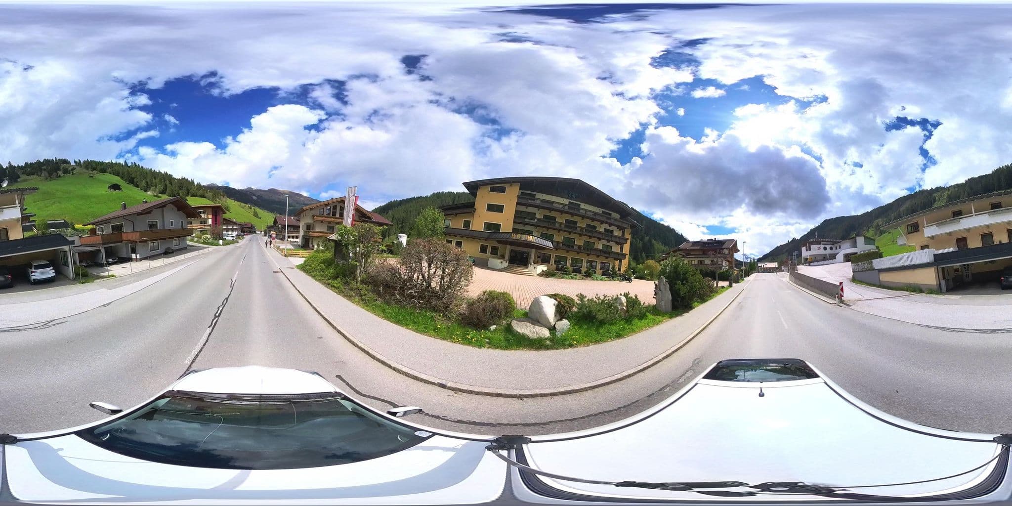 Street view near Brugger's Genießerhotel Lanersbacherhof, Tux — © osmplus_org (CC BY-SA · Mapillary)
