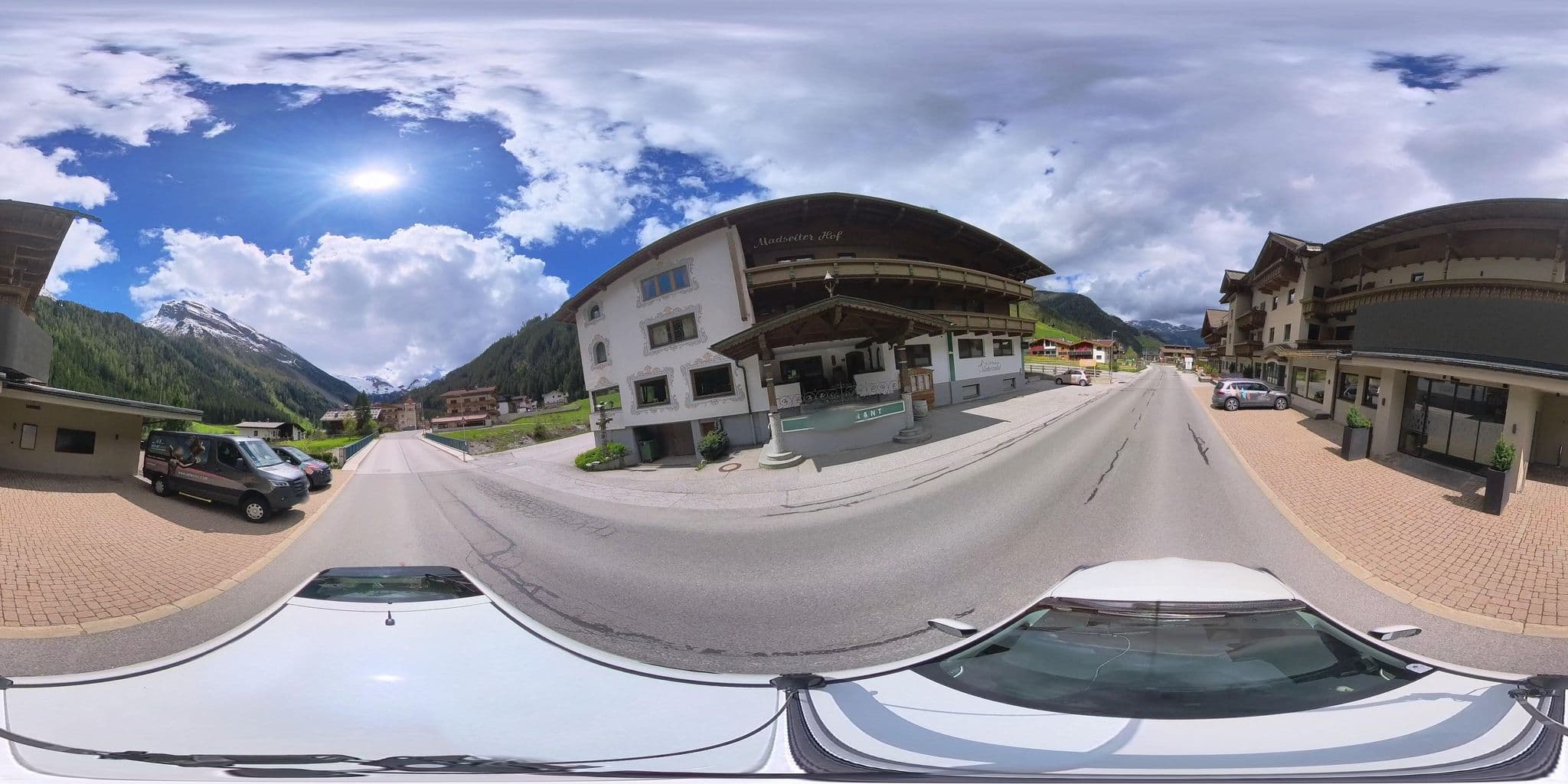 Street view near Hotel Bergland Romantik & Spa, Tux — © osmplus_org (CC BY-SA · Mapillary)