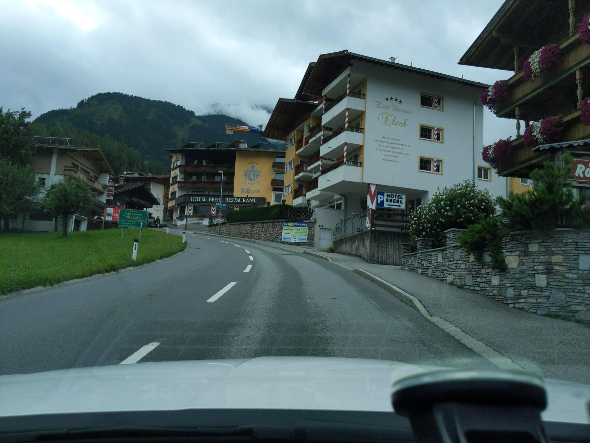 Street view near Hotel Rosenegg, Finkenberg — © littlefool (CC BY-SA · Mapillary)