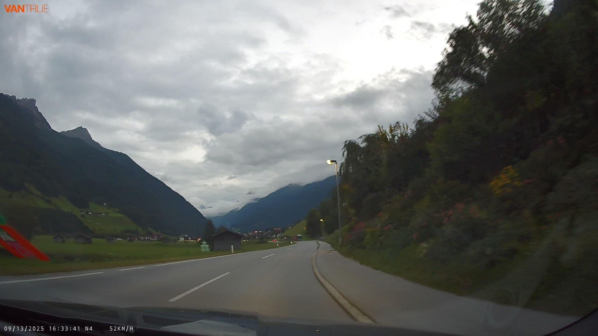Street view near Gaestehaus Stubai - Lorenz Knoflach, Neustift im Stubaital — © fcignat (CC BY-SA · Mapillary)