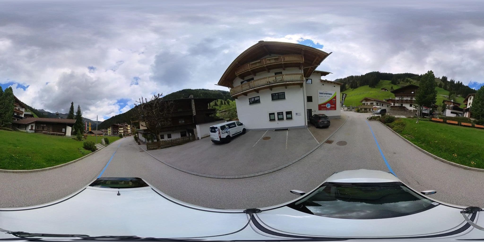 Street view near Frühstückspension Bergkristall, Tux — © osmplus_org (CC BY-SA · Mapillary)