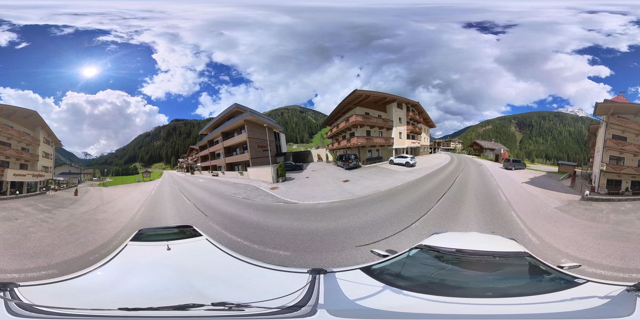 Street view near alpinhotel bergaus suites, Tux — © osmplus_org (CC BY-SA · Mapillary)