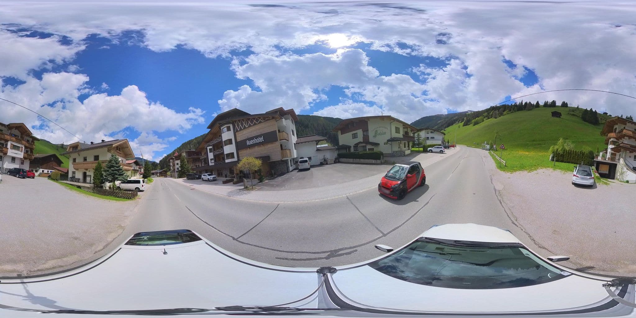 Street view near Gertraud Klausner, Tux — © osmplus_org (CC BY-SA · Mapillary)