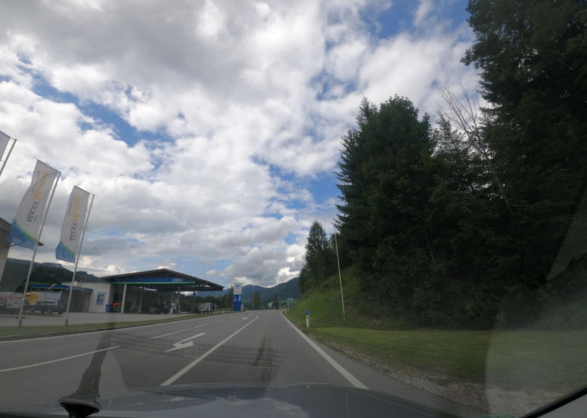 Street view near Posthotel Alm, Achenkirch — © atze02 (CC BY-SA · Mapillary)