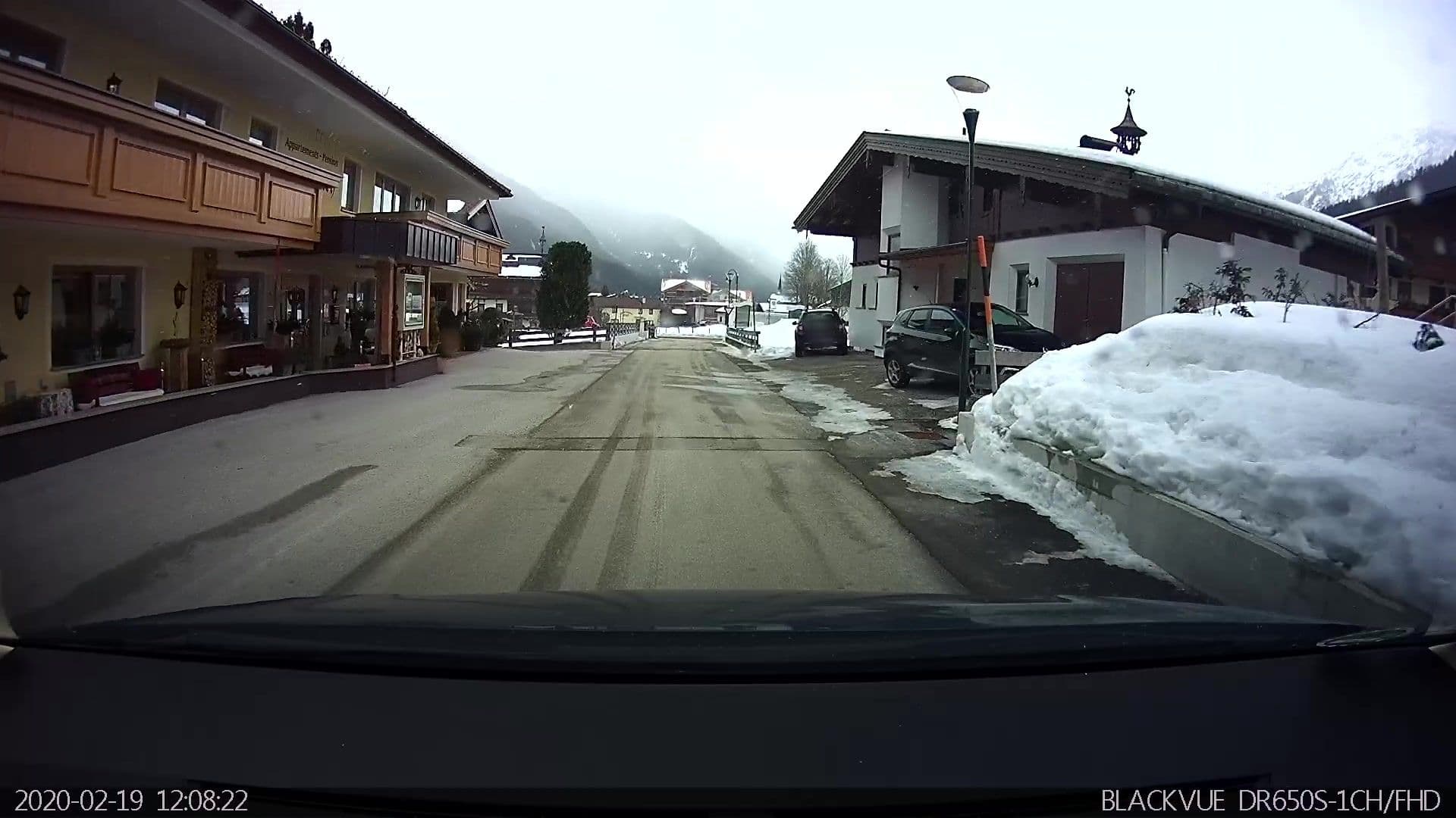Street view near Elisabeth Niedrist, Maurach — © gpsmapper (CC BY-SA · Mapillary)