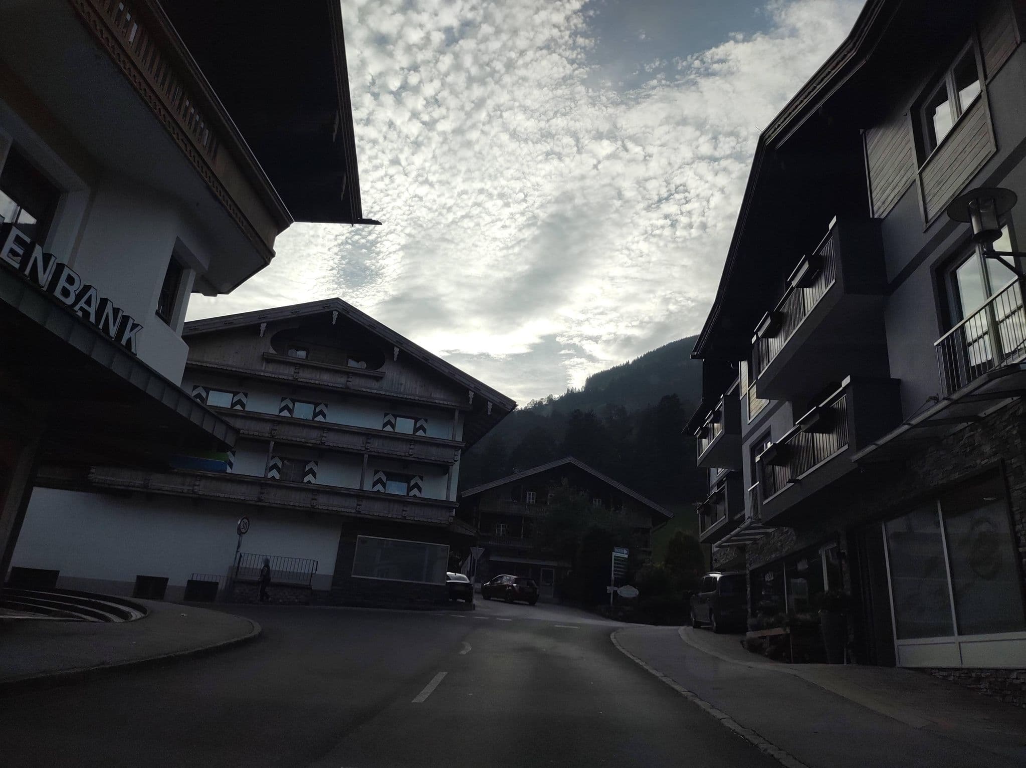 Street view near Villa Leo - Elisabeth Klocker, Hippach — © thetornado76 (CC BY-SA · Mapillary)
