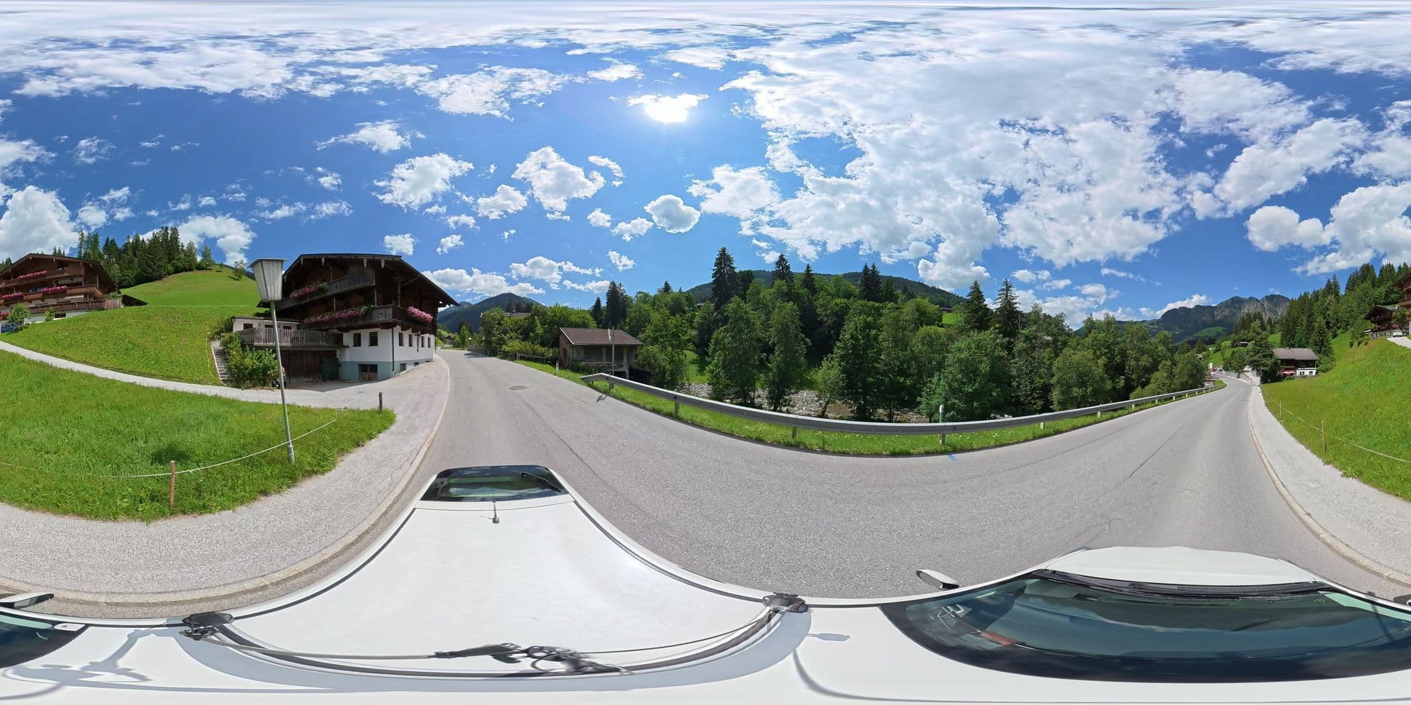 Street view near Haus Siedler, Alpbach — © osmplus_org (CC BY-SA · Mapillary)