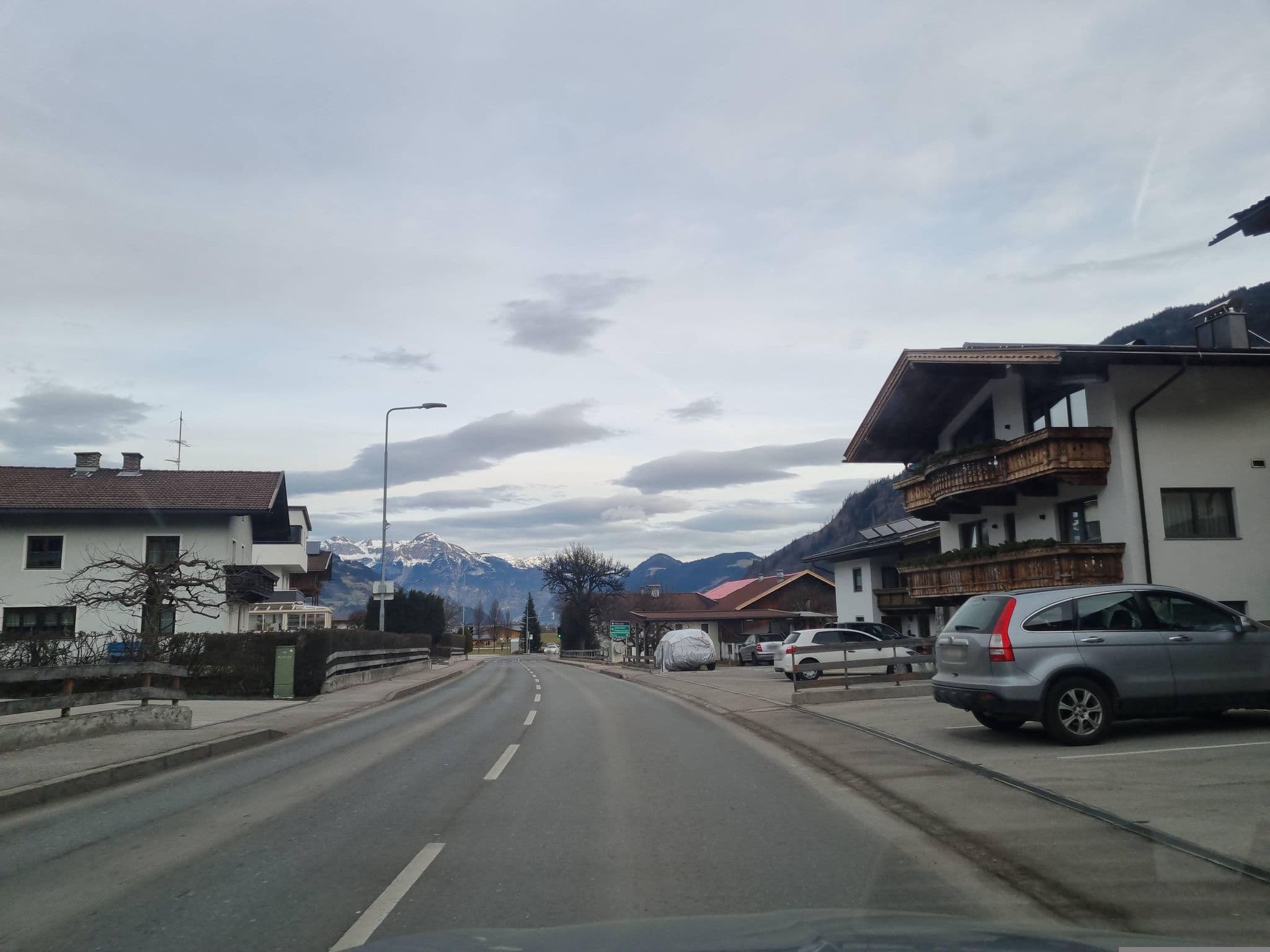 Street view near Haus Flörl, Ried im Zillertal — © dsmm (CC BY-SA · Mapillary)