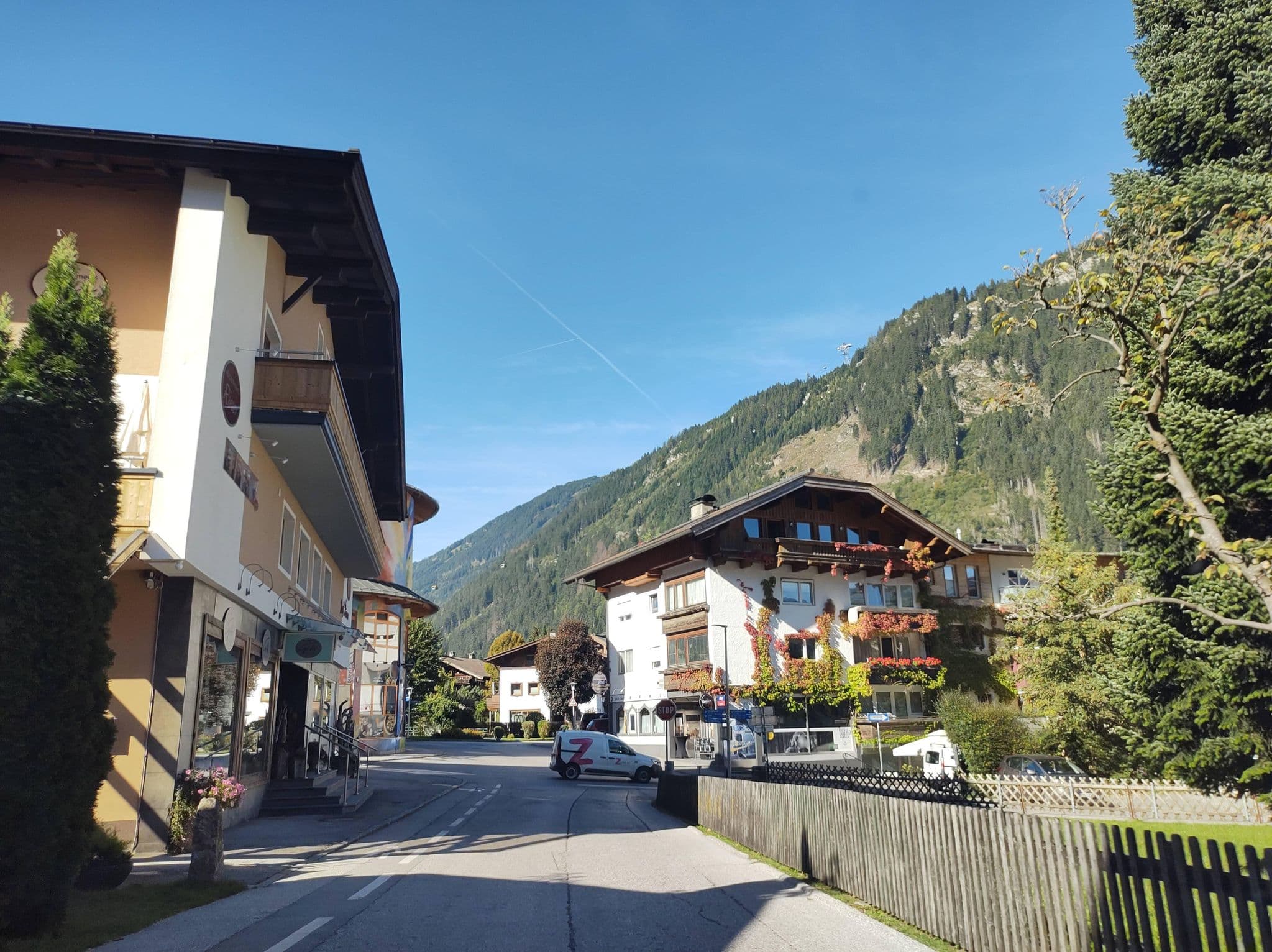 Street view near Haus Woldrich, Mayrhofen — © thetornado76 (CC BY-SA · Mapillary)