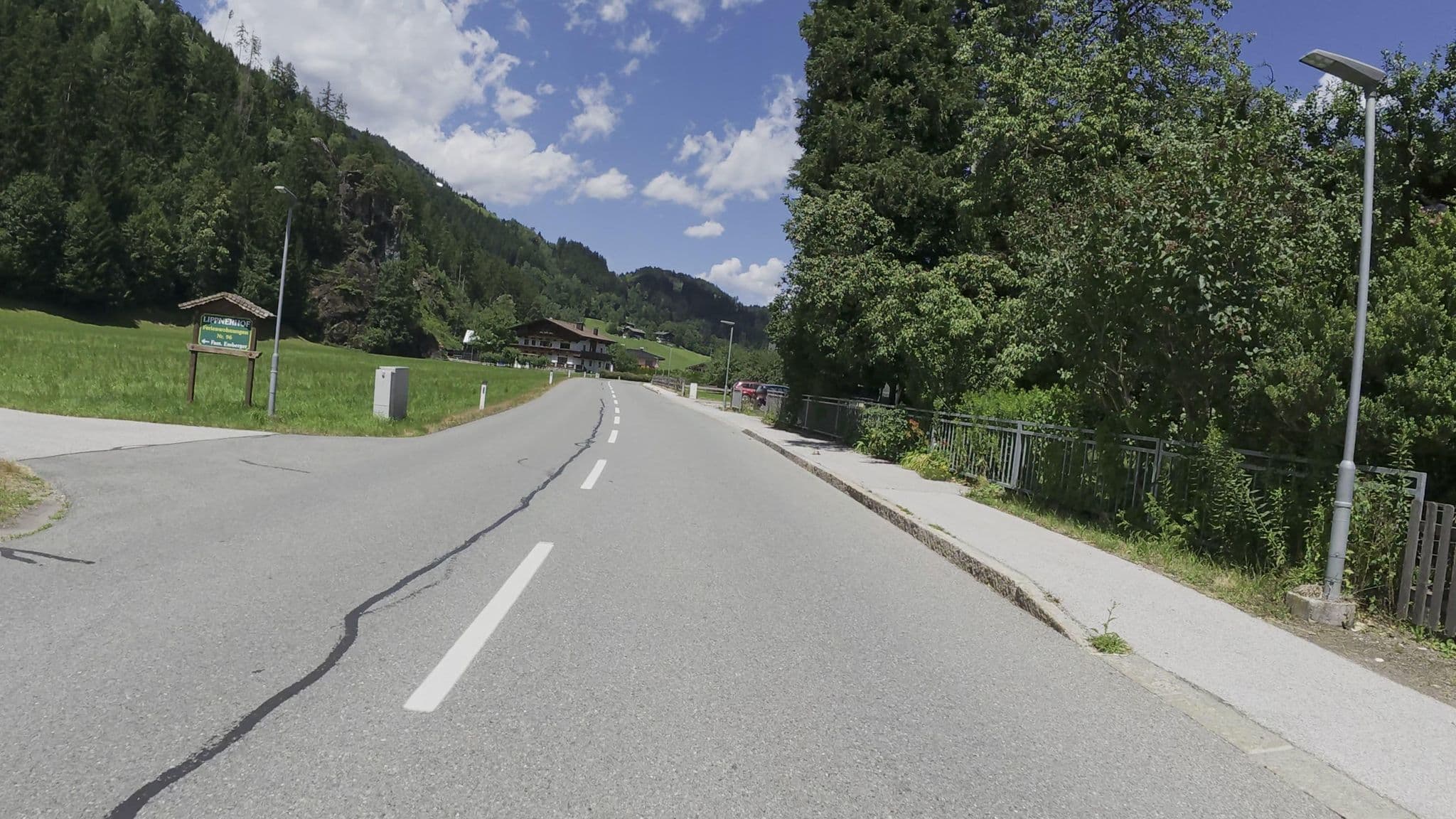 Street view near Ferienwohnungen - Andreas Hauser, Aschau im Zillertal — © Guzzi_Franze (CC BY-SA · Mapillary)