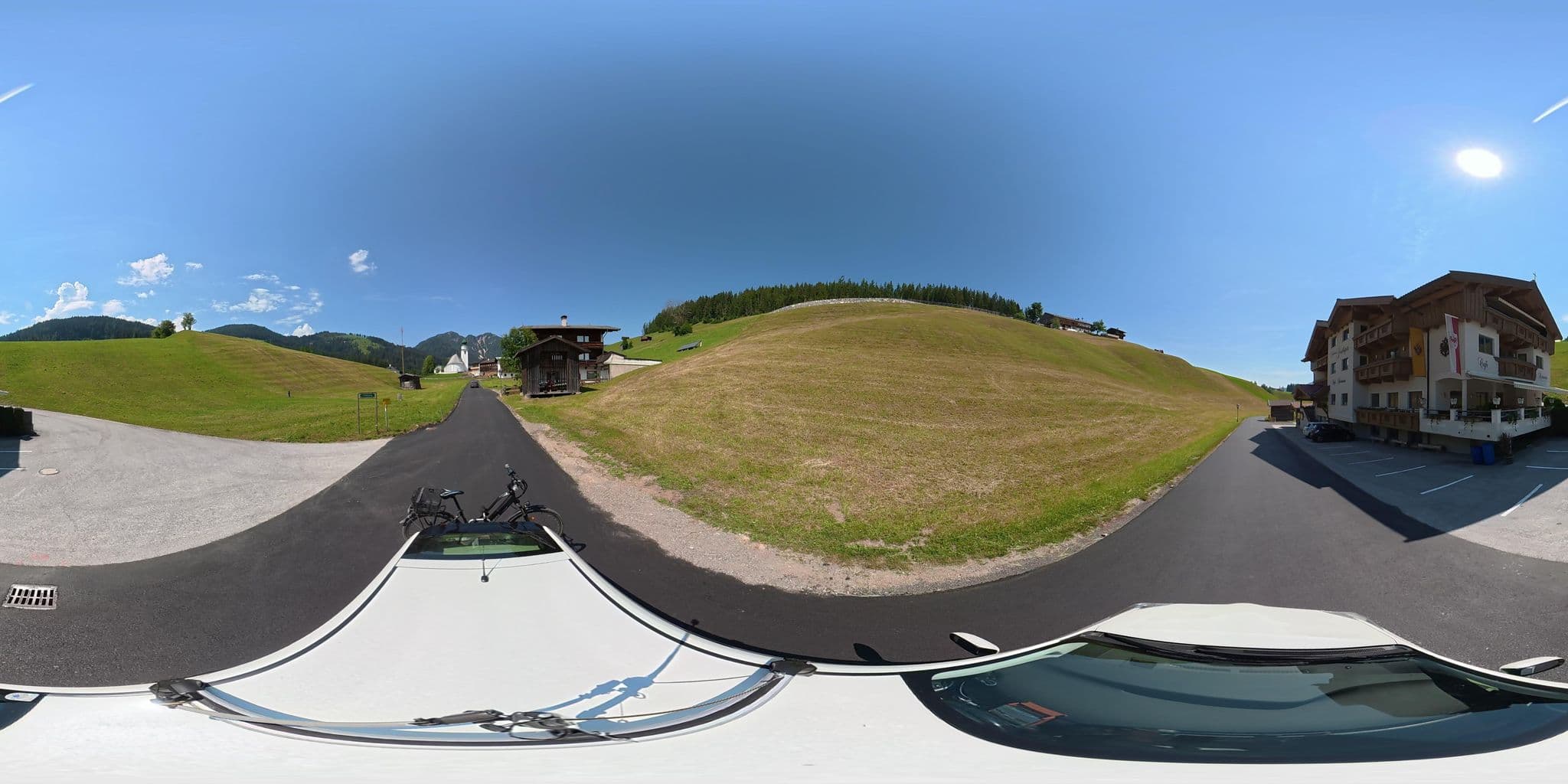 Street view near Gasthaus Gradlspitz, Alpbach — © osmplus_org (CC BY-SA · Mapillary)