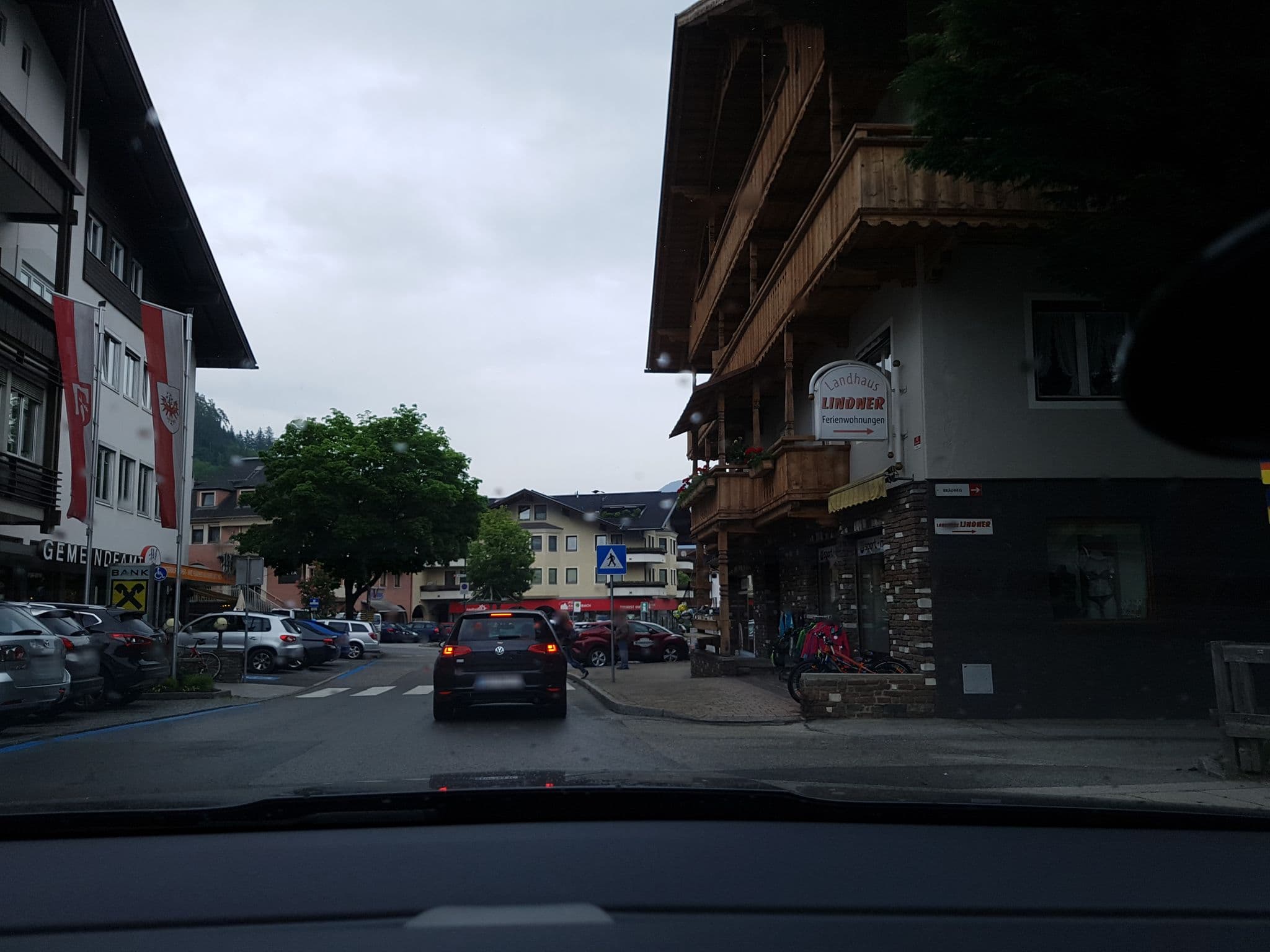 Street view near Ferienwohnung Peter, Fügen — © schermy_at (CC BY-SA · Mapillary)