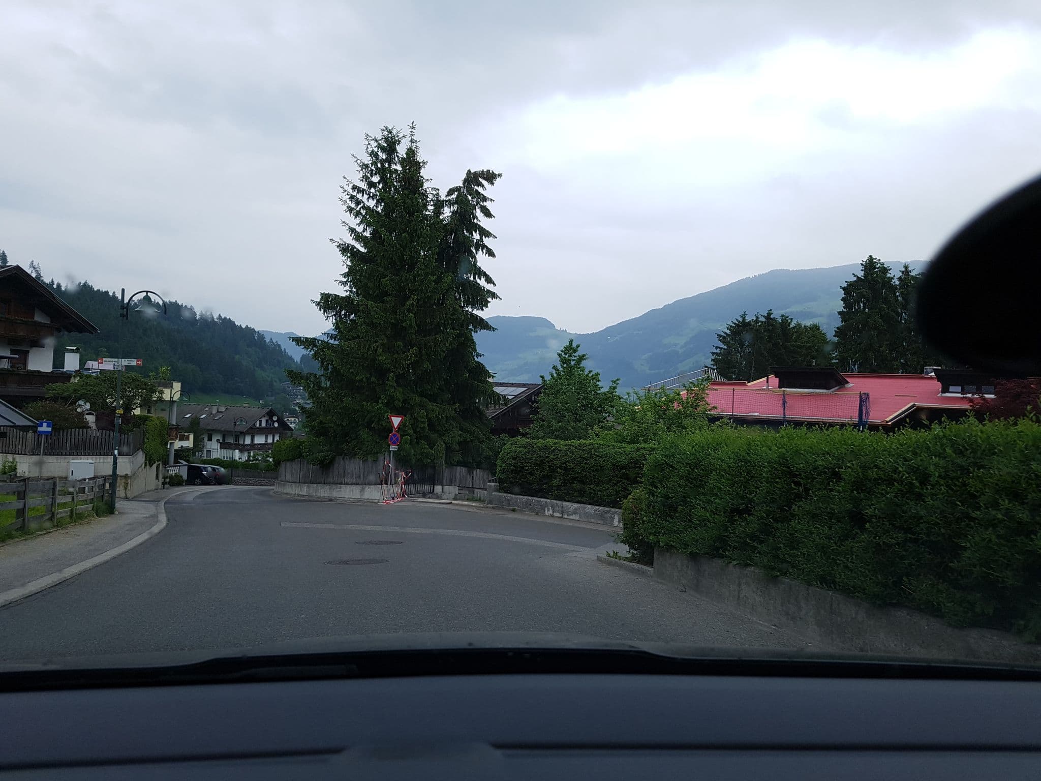 Street view near Skischule Aktiv, Fügen — © schermy_at (CC BY-SA · Mapillary)