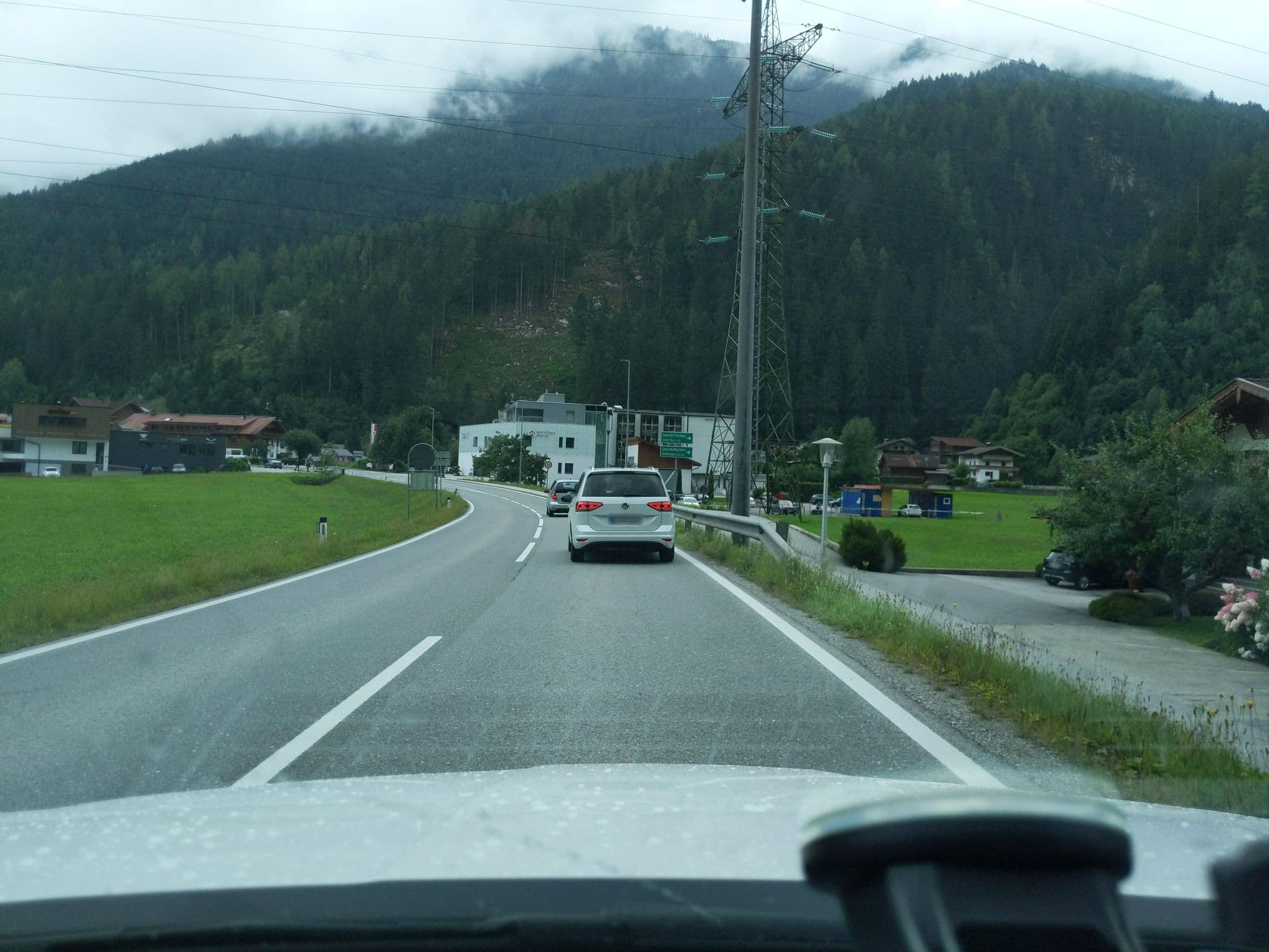 Street view near Gästehaus Oblasser, Mayrhofen — © littlefool (CC BY-SA · Mapillary)