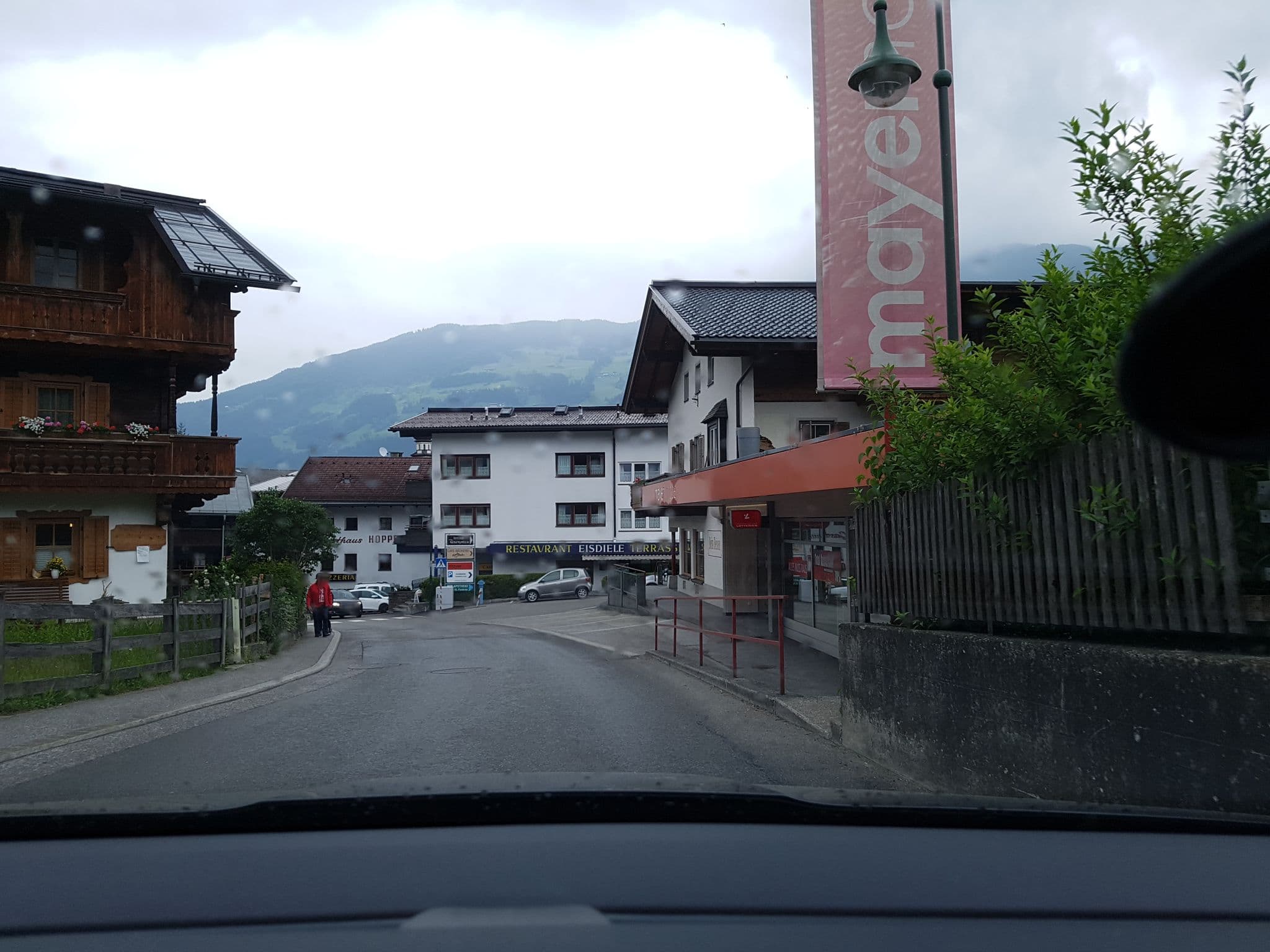Street view near Pension Martina, Fügen — © schermy_at (CC BY-SA · Mapillary)