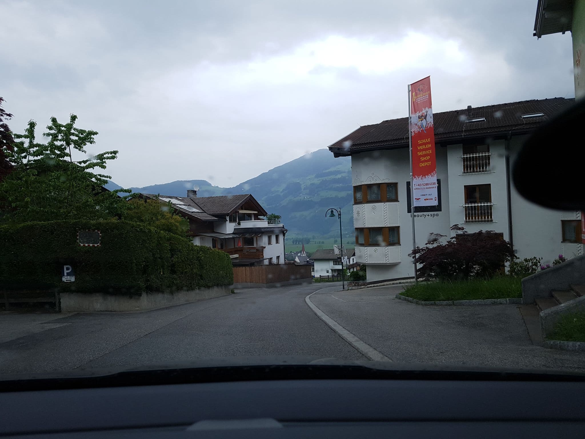 Street view near Appartementhaus Kostenzer, Fügen — © schermy_at (CC BY-SA · Mapillary)