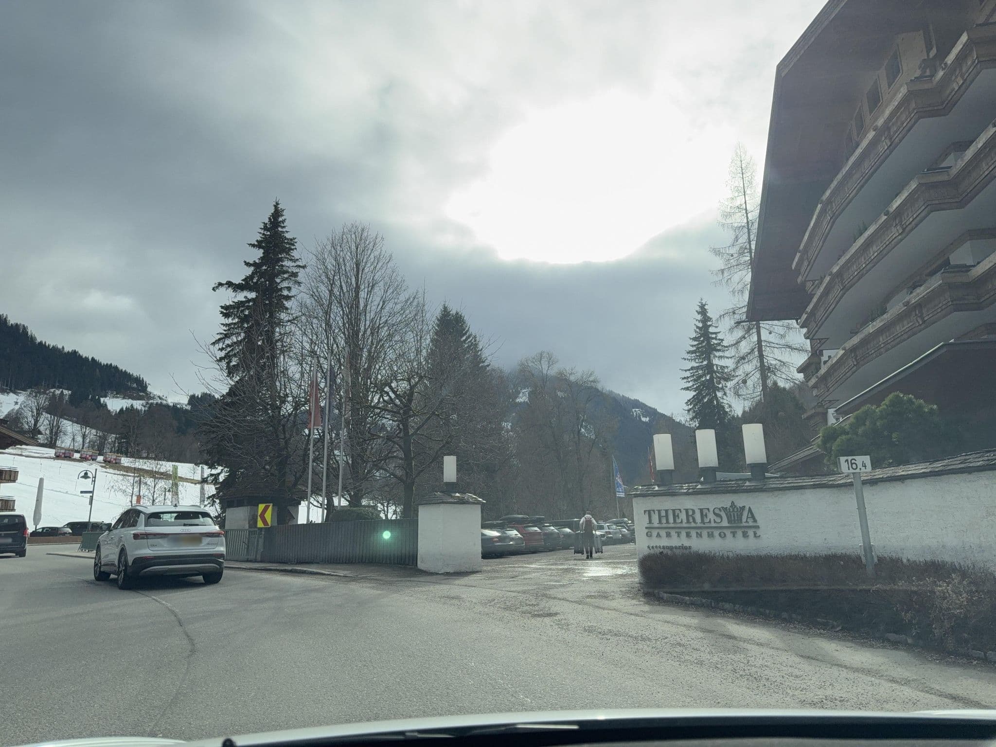 Street view near Gartenhotel Theresia, Hinterglemm — © ottor (CC BY-SA · Mapillary)
