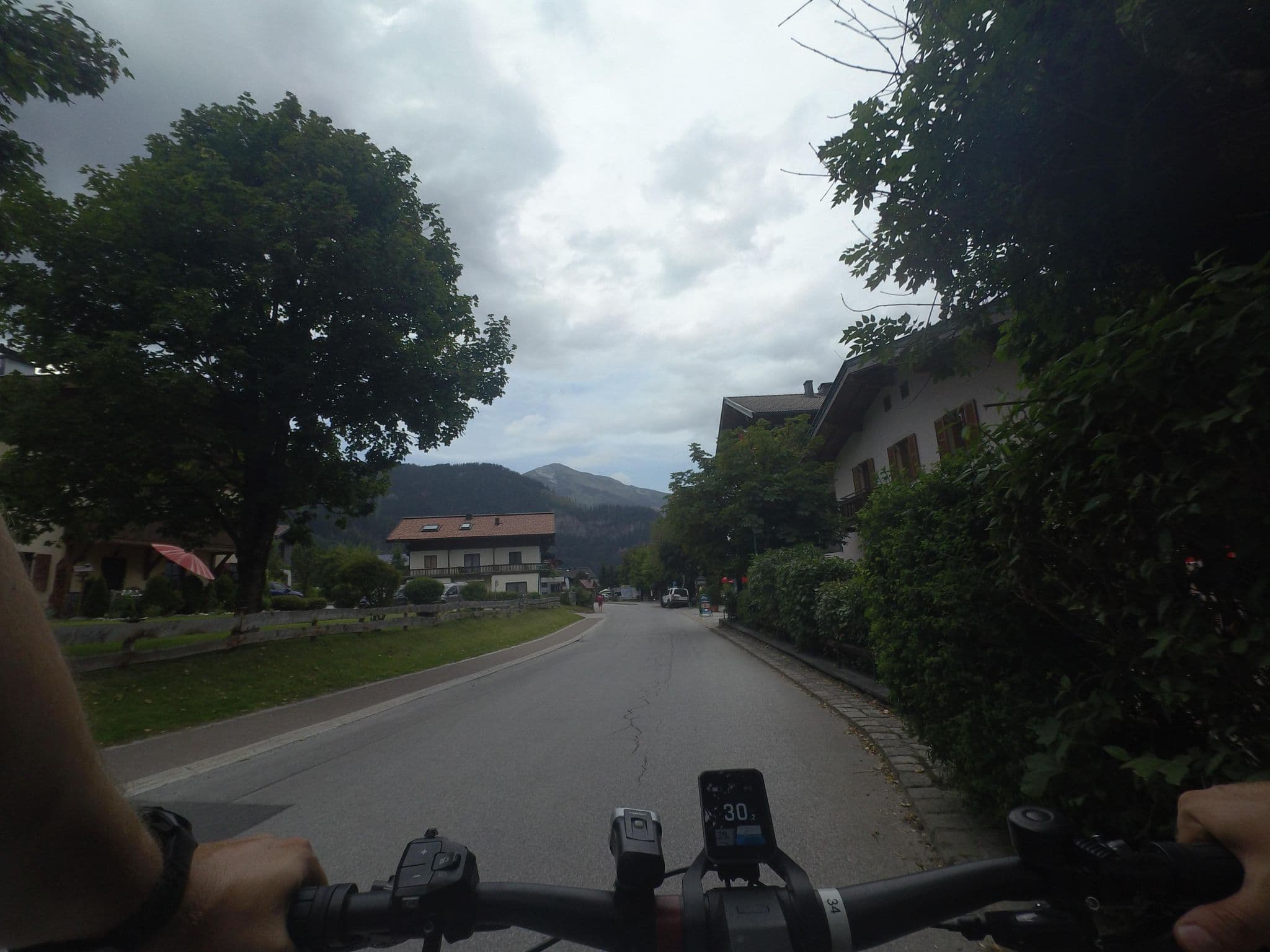 Street view near Herbert Schöppl GmbH & Co., Neukirchen am Großvenediger — © schermy_at (CC BY-SA · Mapillary)