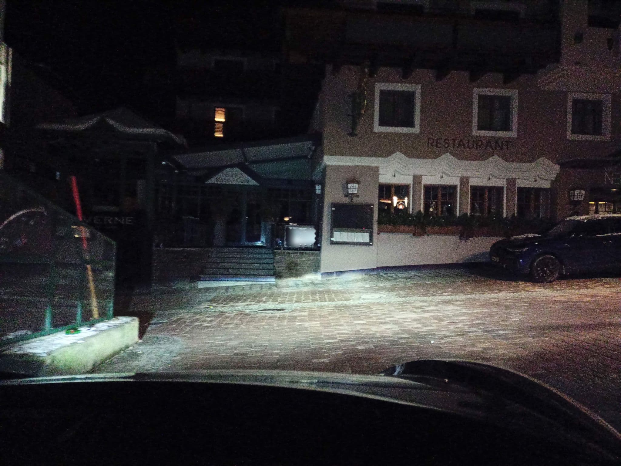Street view near Hotel Neuhaus Saalbach-Hinterglemm, Saalbach — © xdTAGCLAN (CC BY-SA · Mapillary)