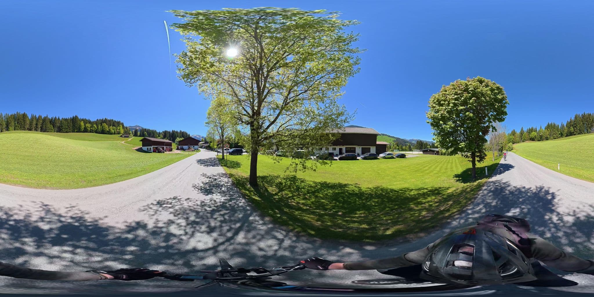 Street view near Fun Park Westendorf - Erstes Jugendgästehaus Burgweghof, Westendorf — © osmplus_org (CC BY-SA · Mapillary)