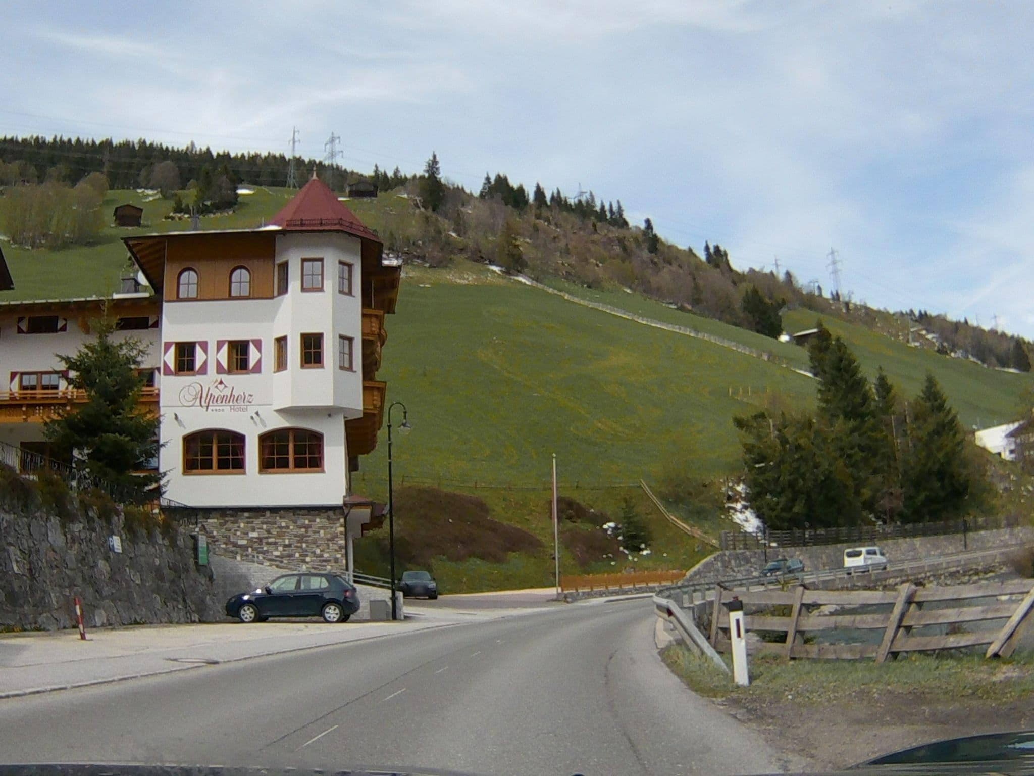Street view near Landhaus Casper, Aschau — © oferi (CC BY-SA · Mapillary)