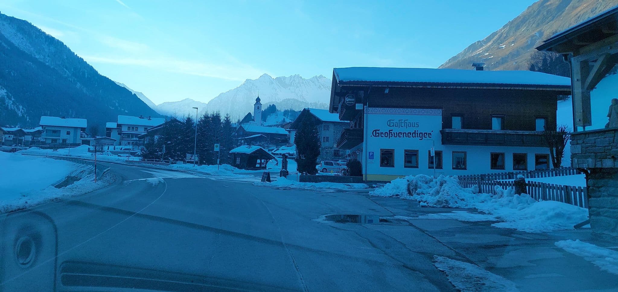 Street view near Steiner, Virgen — © gzin (CC BY-SA · Mapillary)