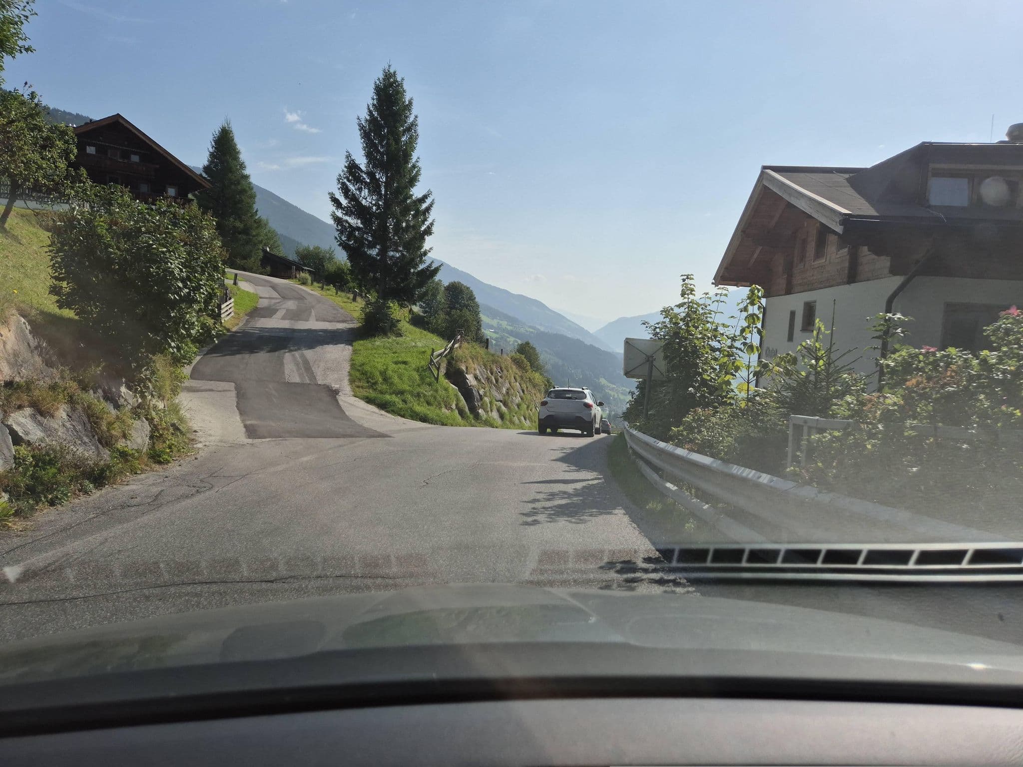 Street view near Panoramagasthof Novahof, Neukirchen am Großvenediger — © schermy_at (CC BY-SA · Mapillary)