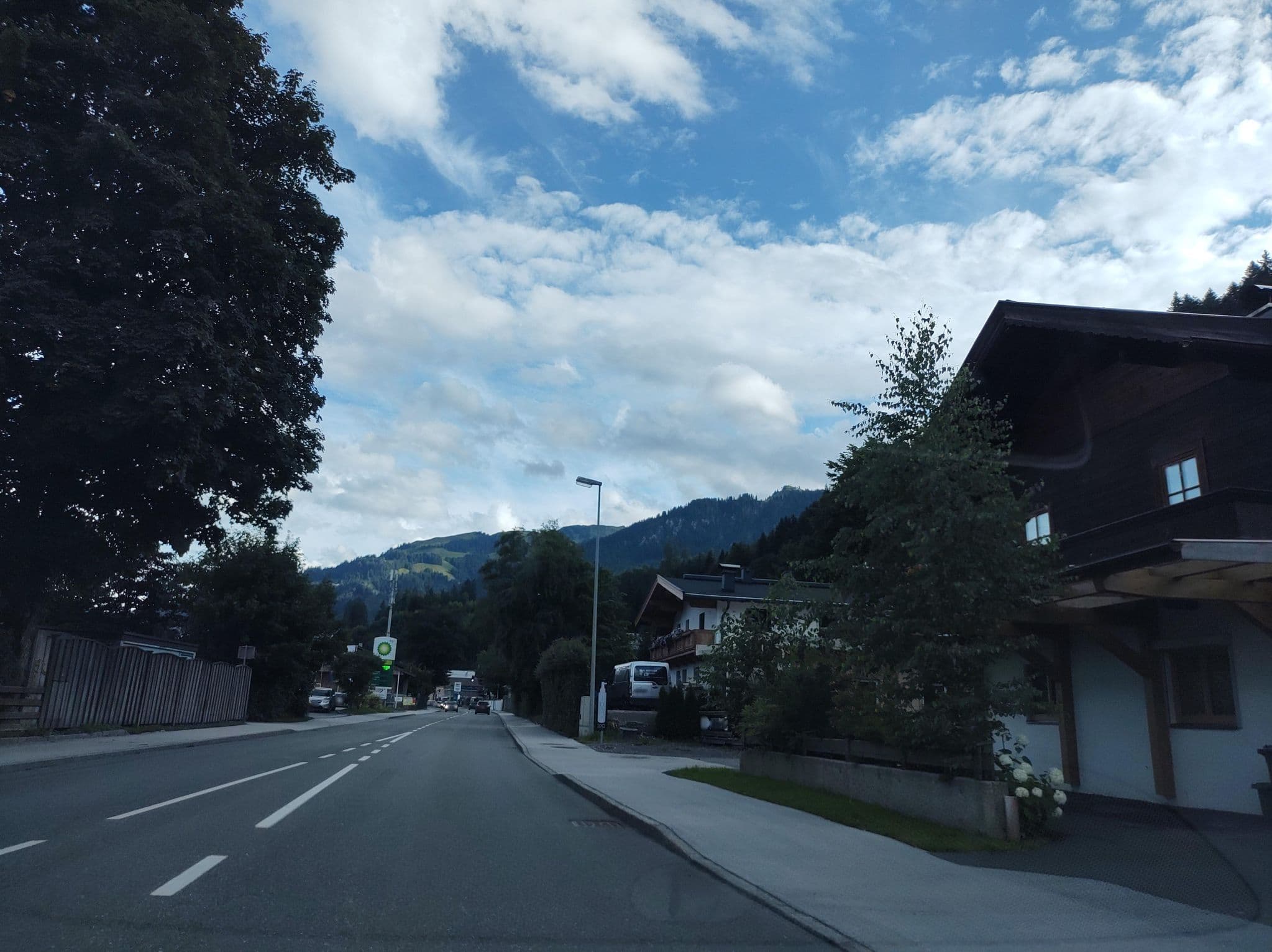 Street view near Haus Arnika R Malleier, Kitzbühel — © thetornado76 (CC BY-SA · Mapillary)