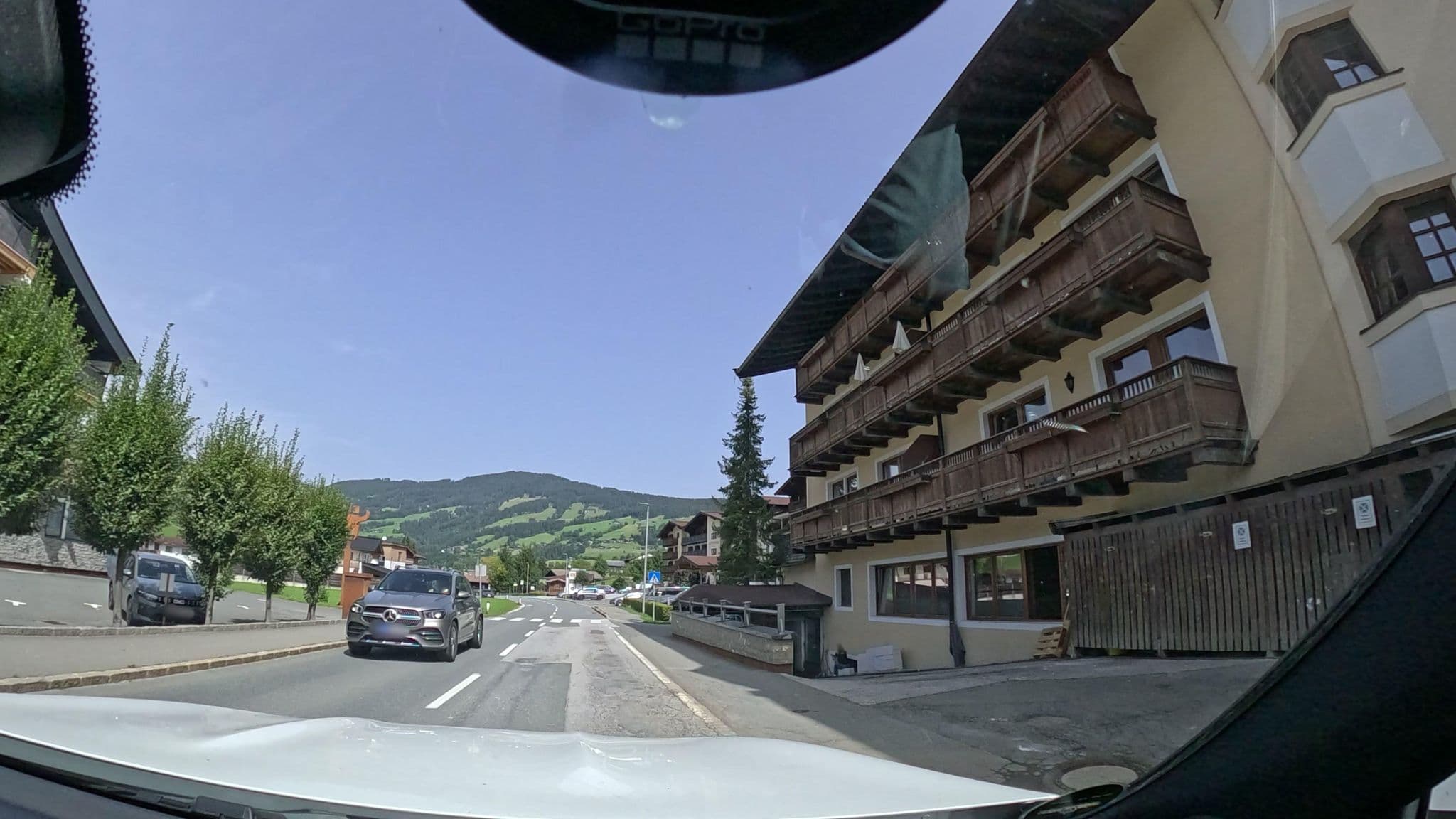Street view near room 302, Kirchberg in Tirol — © dapiang (CC BY-SA · Mapillary)
