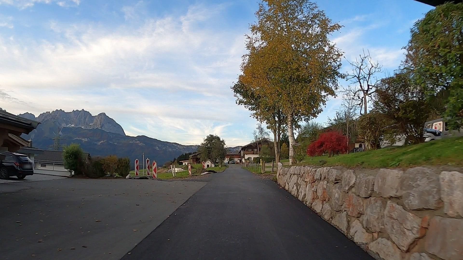 Street view near Haus Riedmann, Oberndorf in Tirol — © osmplus_org (CC BY-SA · Mapillary)