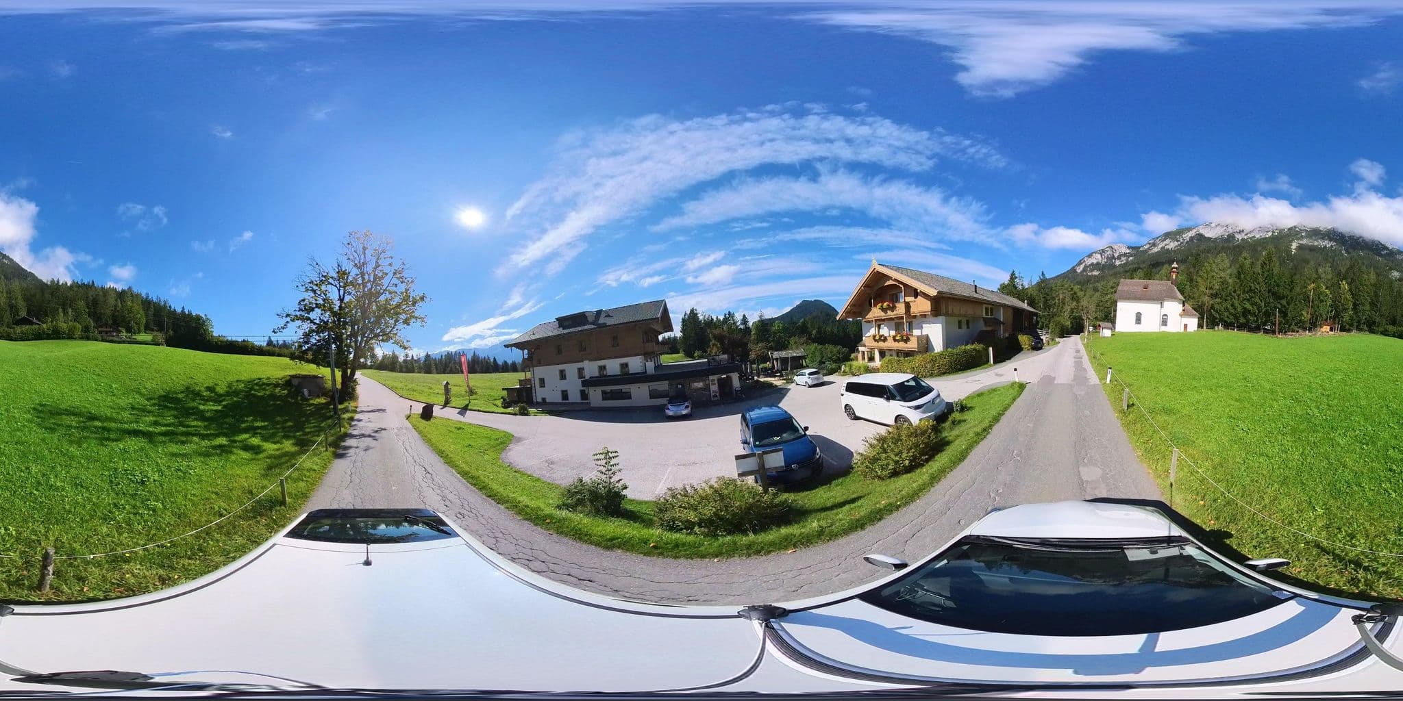 Street view near Pension Bärnstatt, Scheffau am Wilden Kaiser — © osmplus_org (CC BY-SA · Mapillary)
