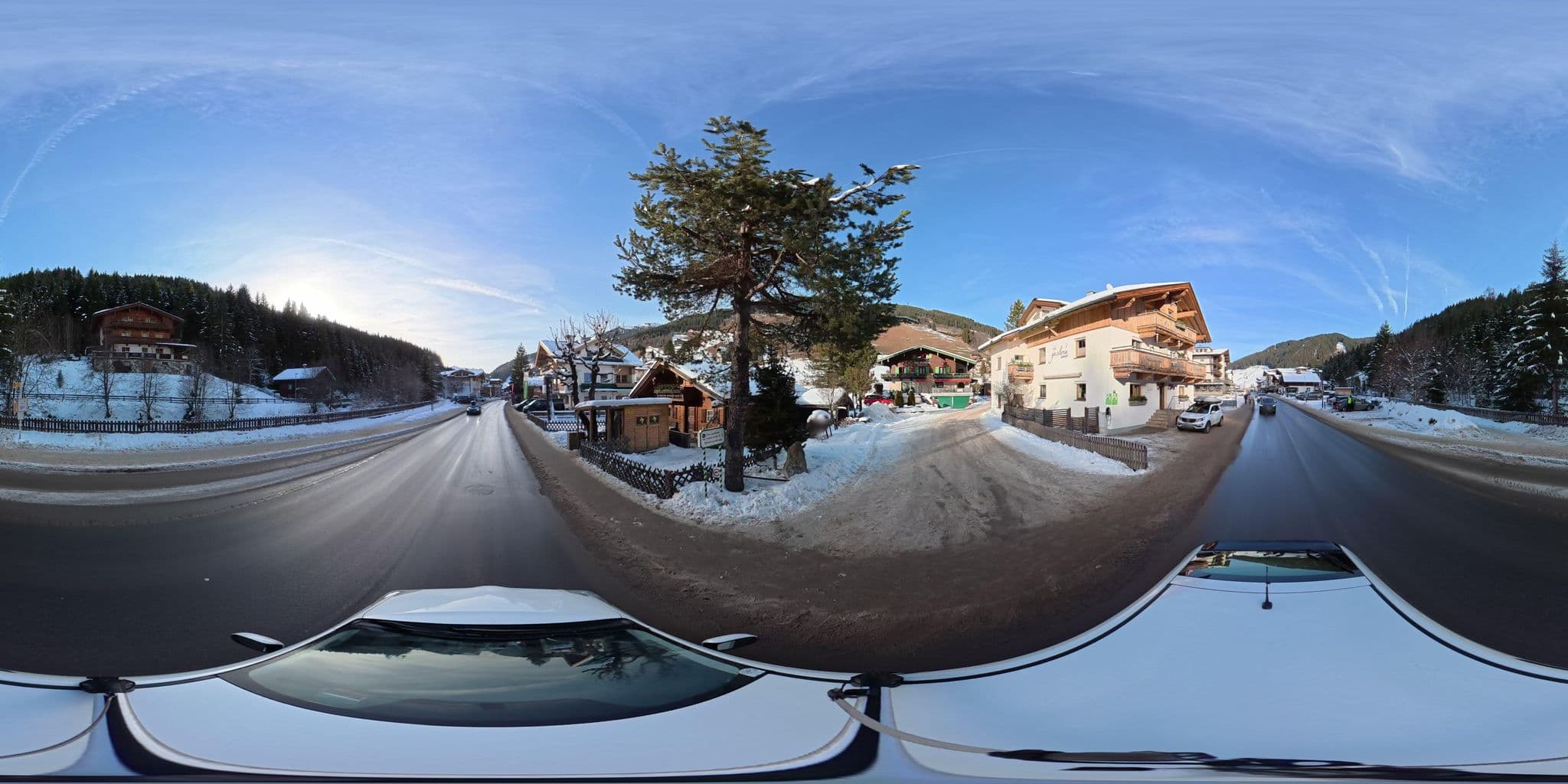 Street view near Gästehaus Königsleiten - Karl-Heinz Geisler, Aschau — © osmplus_org (CC BY-SA · Mapillary)