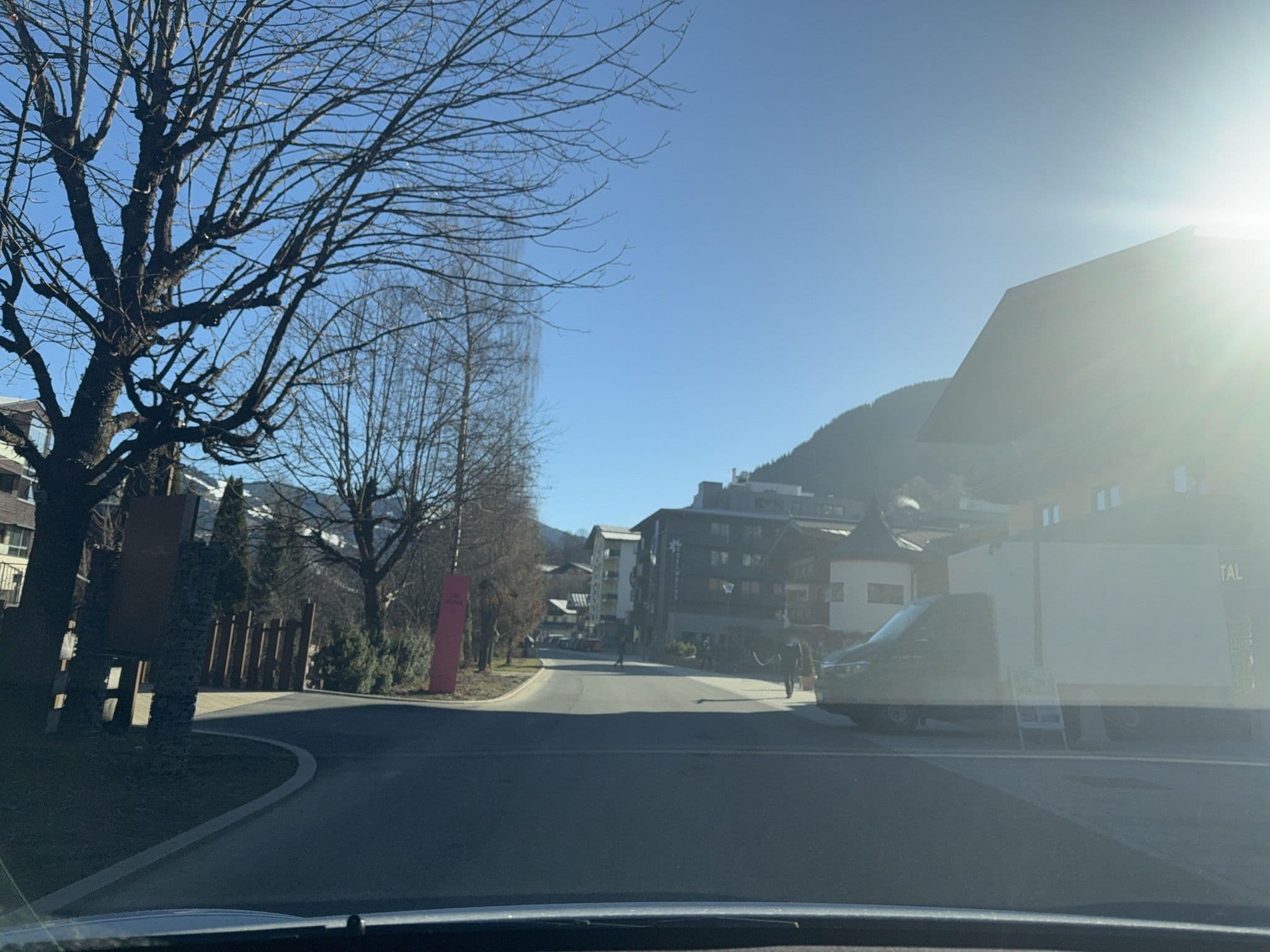 Street view near Haus Reiterblick, Hinterglemm — © ottor (CC BY-SA · Mapillary)