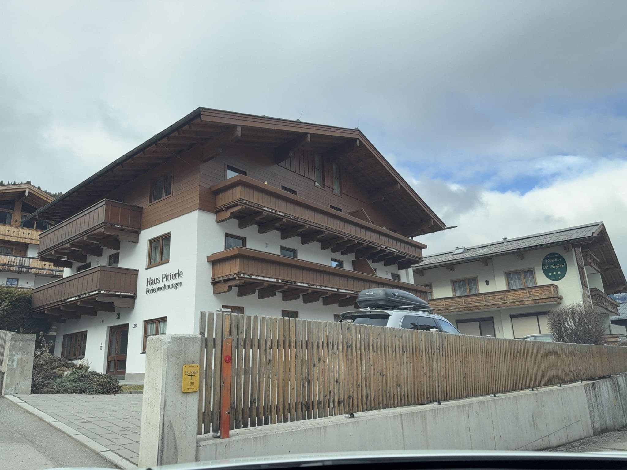 Street view near Ferienwohnungen Pitterle, Hinterglemm — © ottor (CC BY-SA · Mapillary)