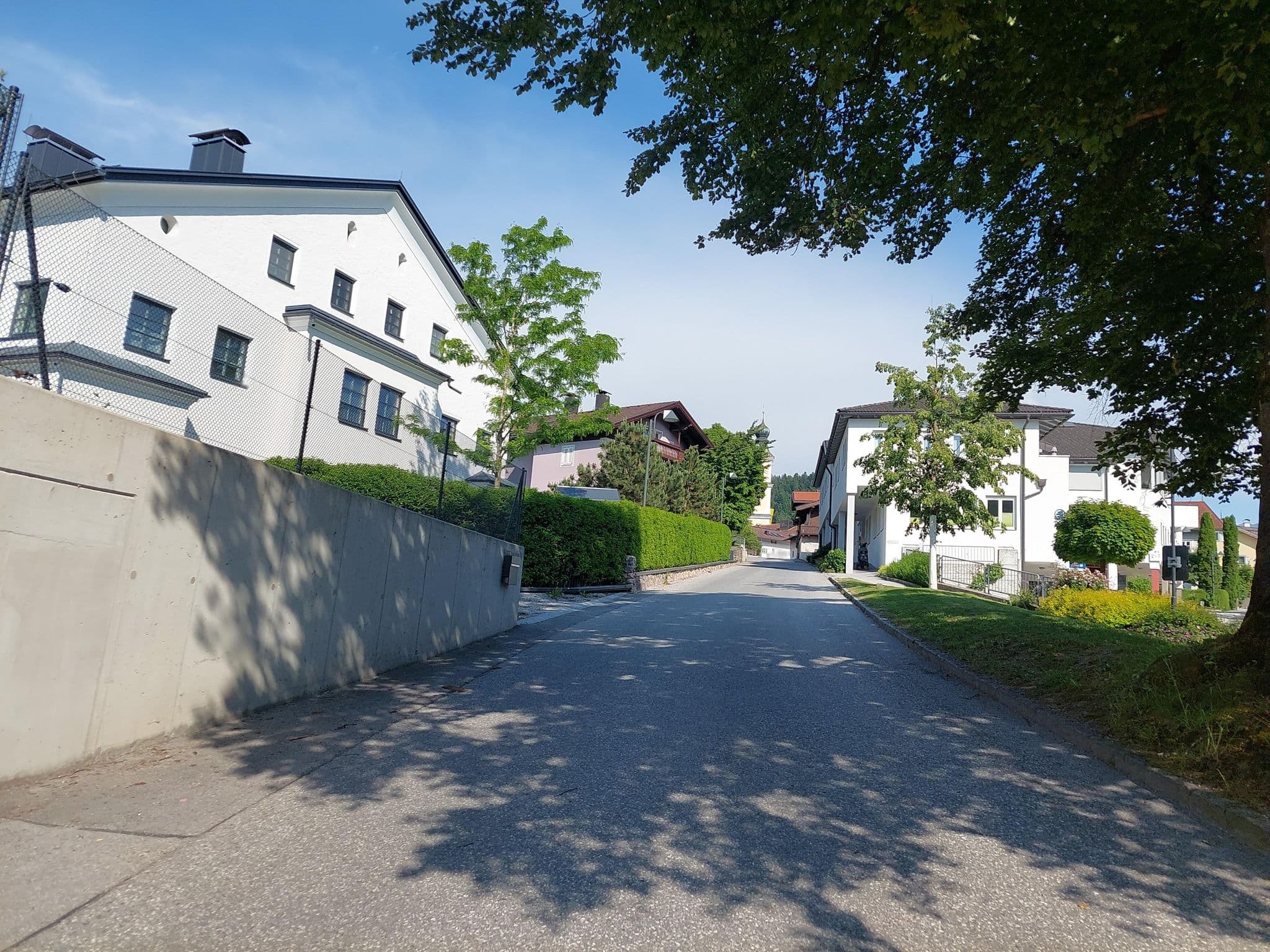 Street view near Marktgasse 18, Hopfgarten im Brixental — © viavista (CC BY-SA · Mapillary)